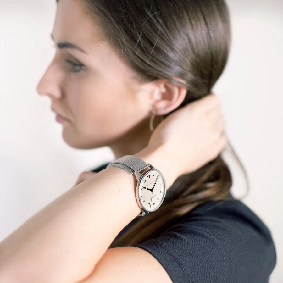 WWMBLPVS026MVS---Blip---Cream-Dial,-Manchester-Mesh-Strap---Female-1_web.jpg