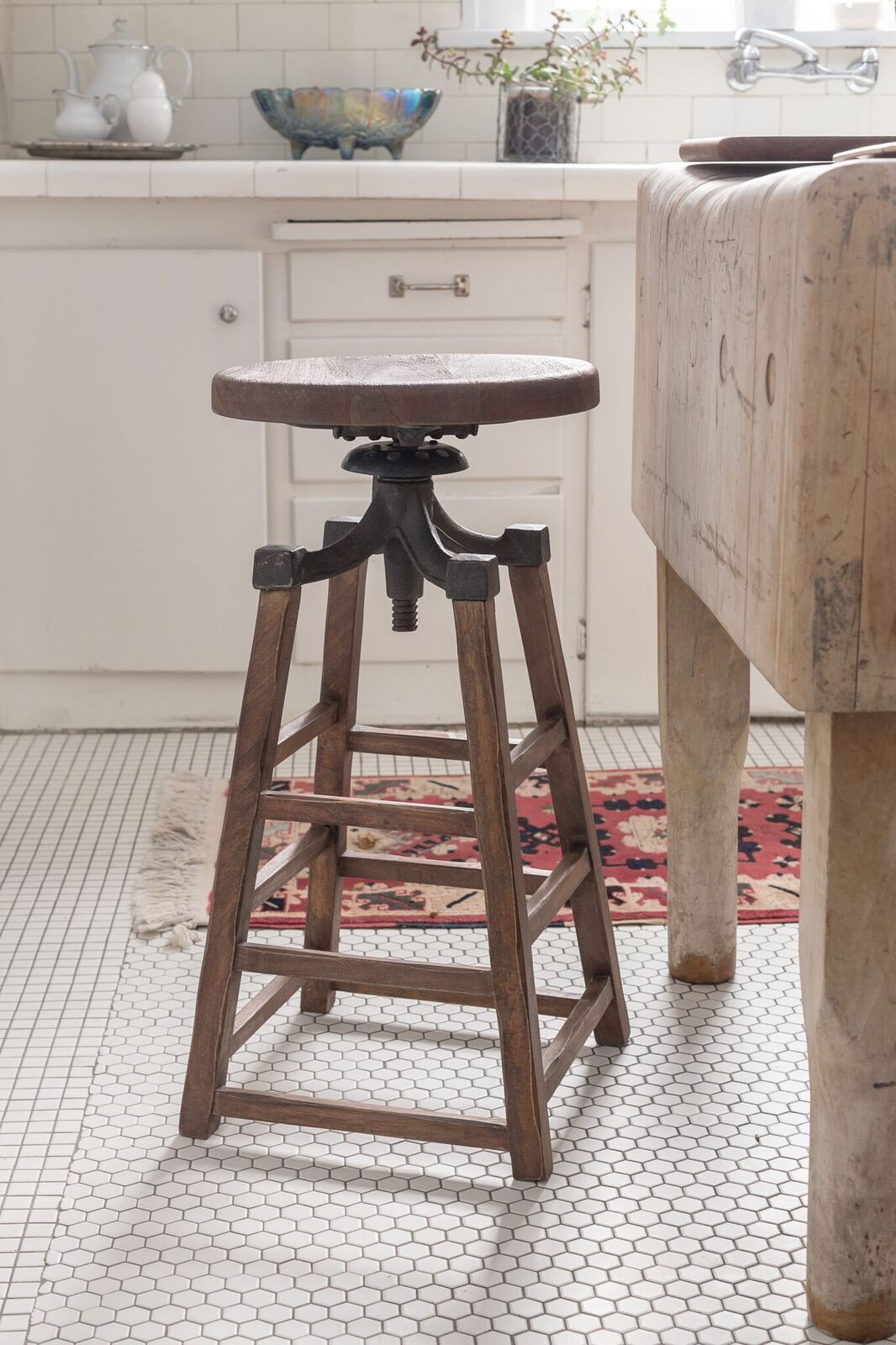   BLACKHOUSE  Furniture &amp; Lighting 