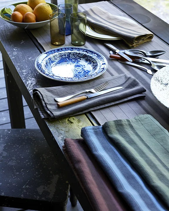 RUN001-SGR_Napkin Table Runner collection.jpg