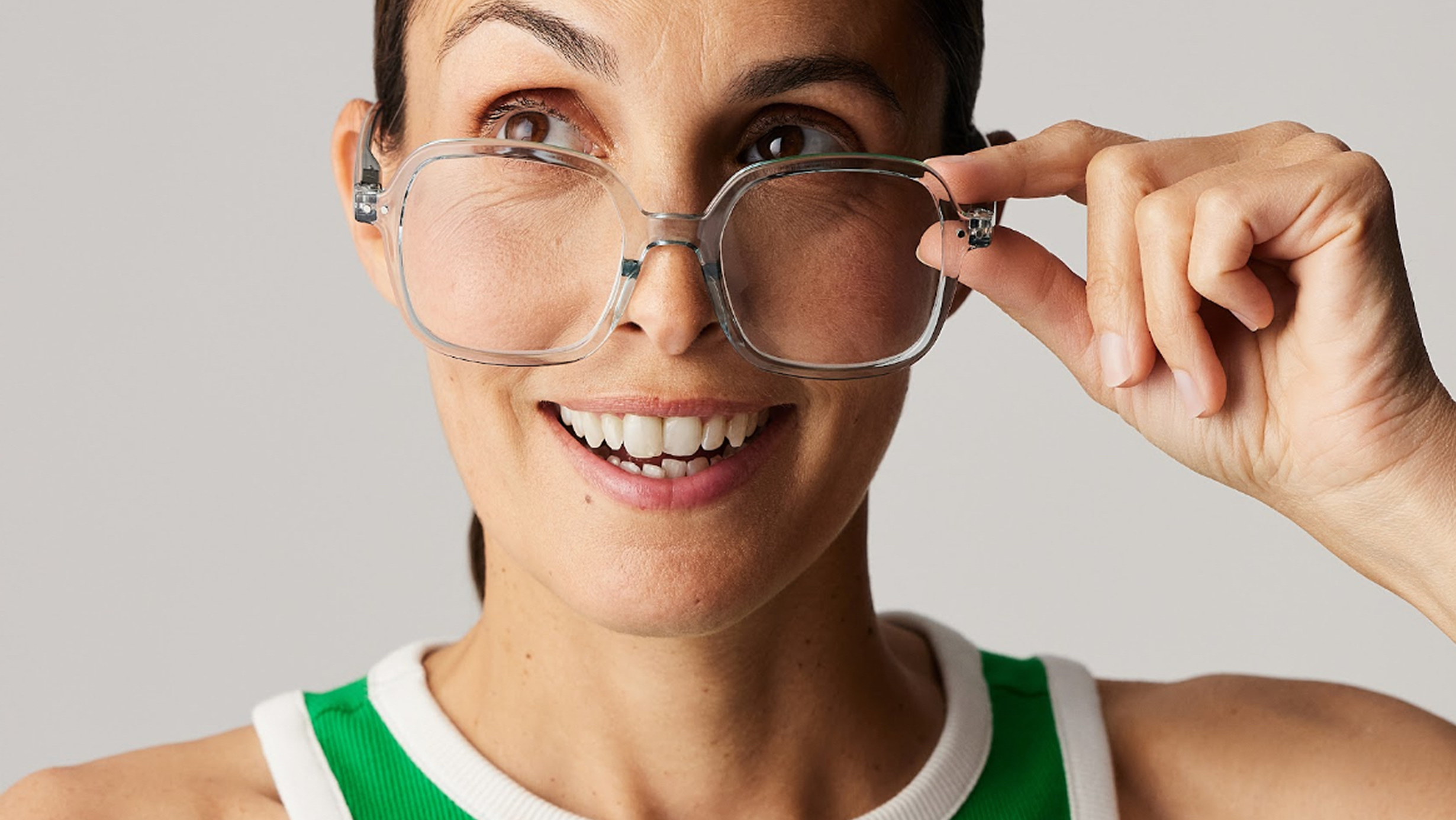   IZIPIZI  FEEL GOOD EYEWEAR 