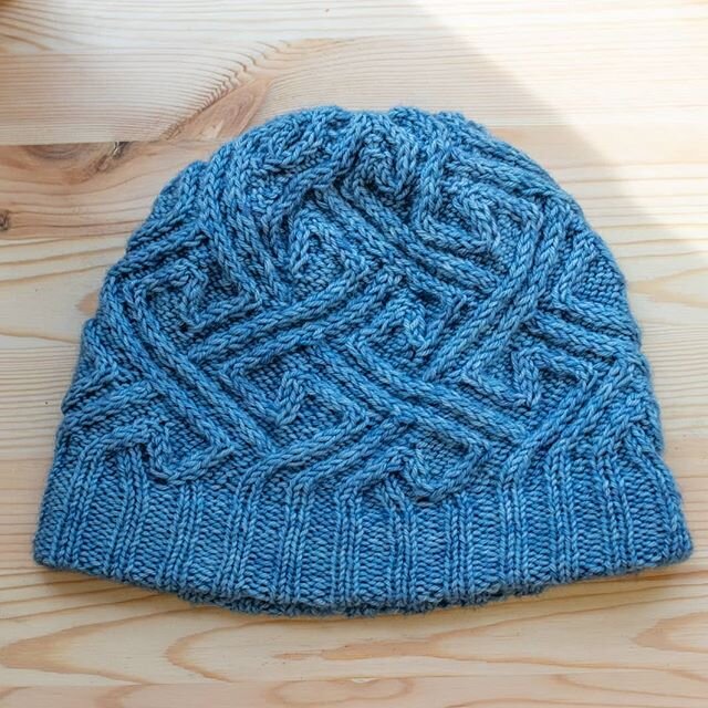 New pattern release - the Tarbat hat features an all-over cable pattern inspired by the key patterns (angular spirals) commonly found in Pictish art. It's worked in a beautiful hand-dyed DK by Ripples Crafts @ripplescraftsyarn

http://www.ravelry.com
