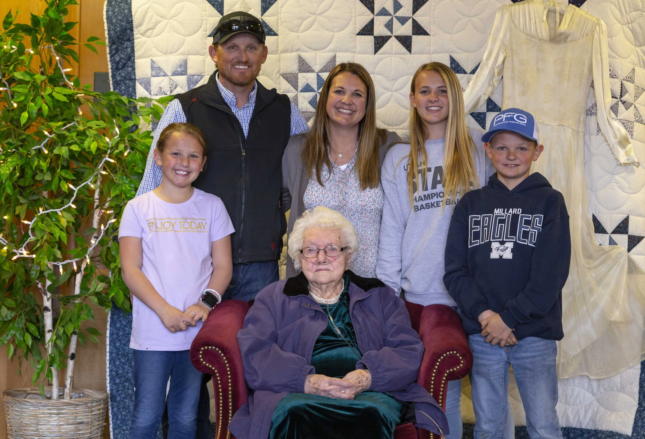 Grandma Teichert 100th Birthday 072.JPG