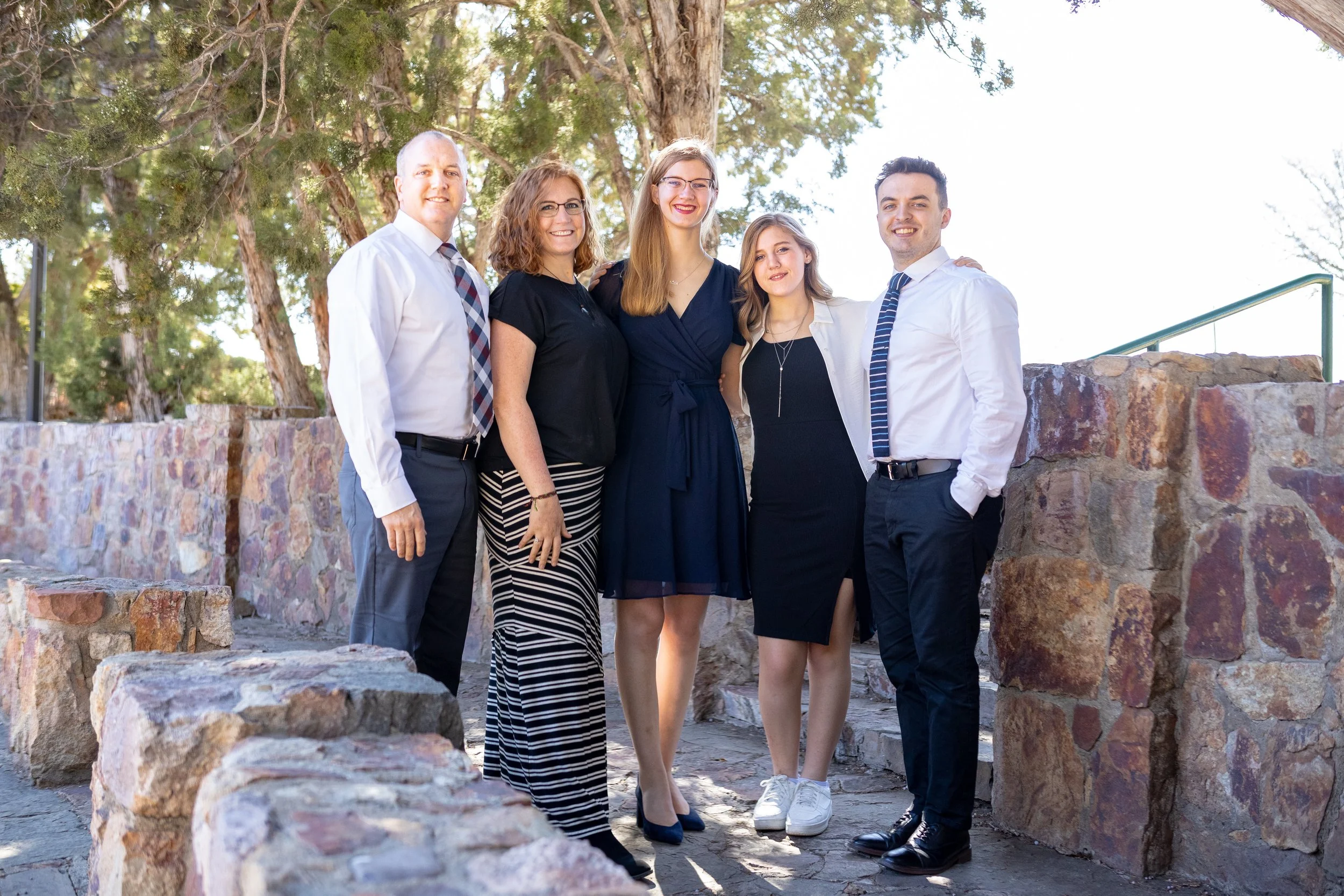 2023 Balser Family Photos 01.JPG
