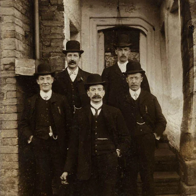 1880-mage.jpg