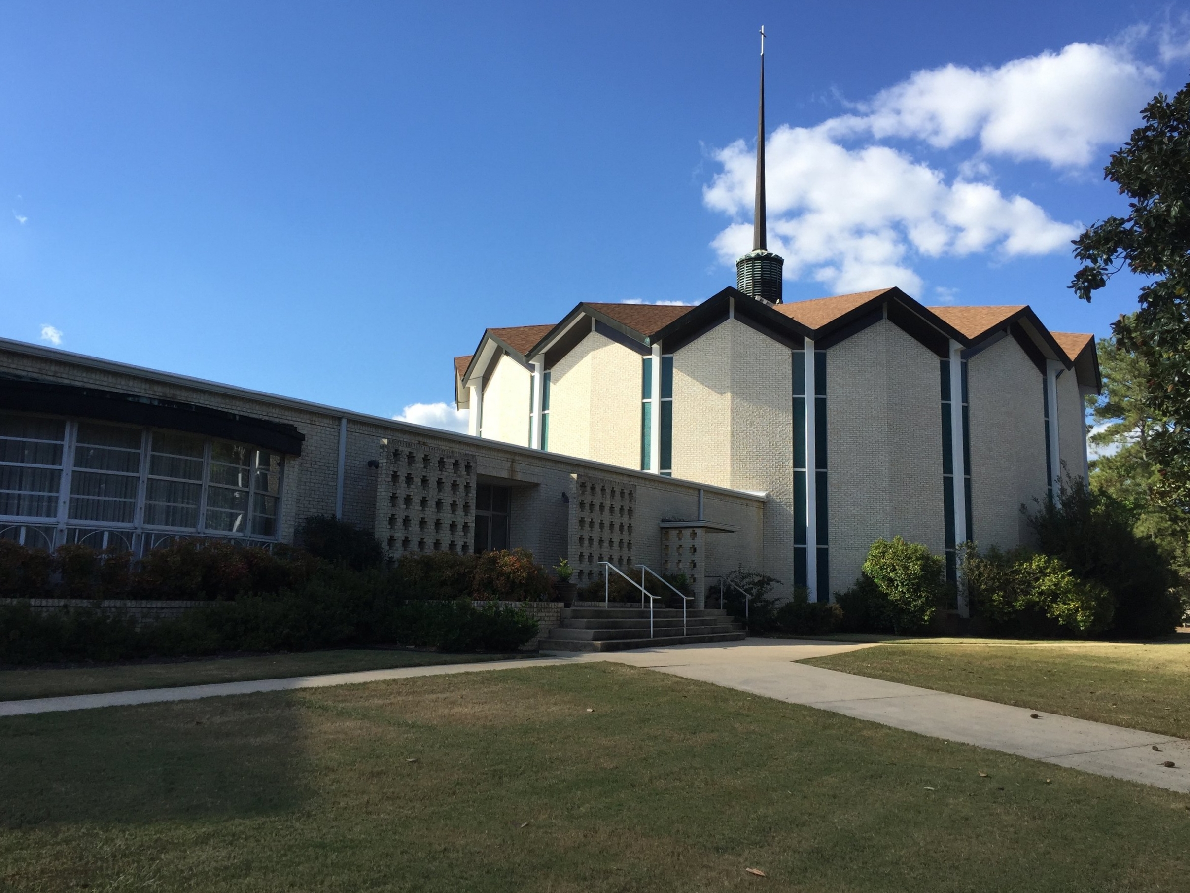 Hueytown First UMC - 1970 sanctuary addition