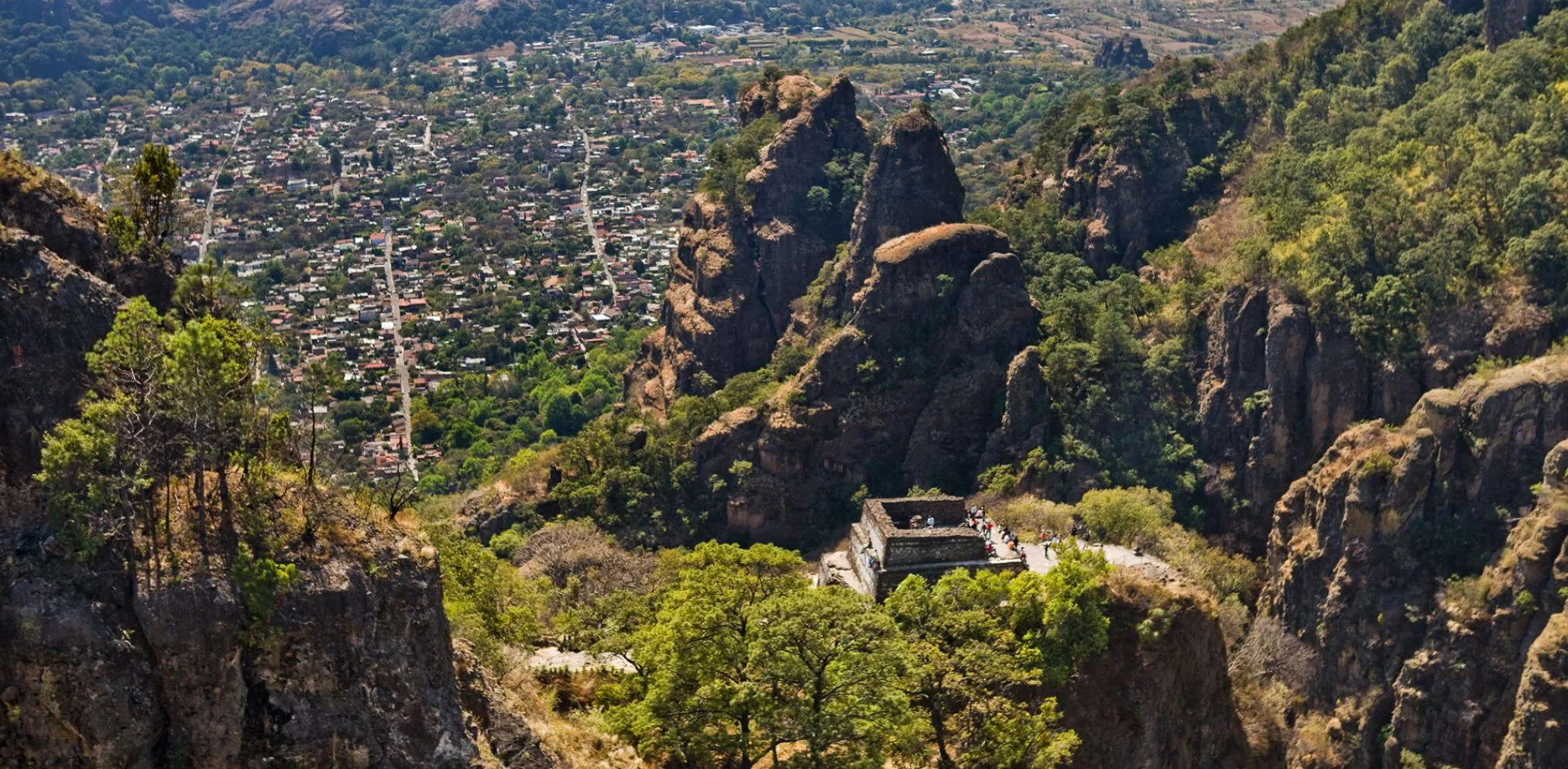 morelos_destinos-principales_tepoztlan_01.jpg