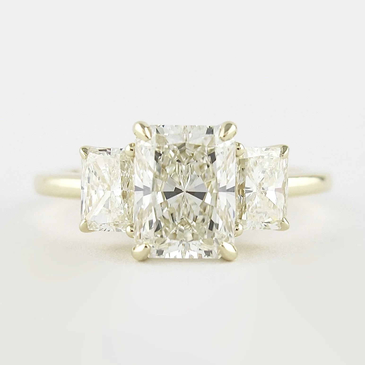 Michael Alan Jewelers-3-Stone Radiant Setting (Radiant)