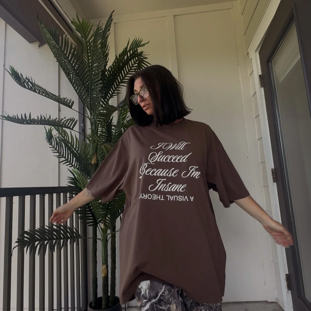 INSANE BOXY TEE (COFFEE)