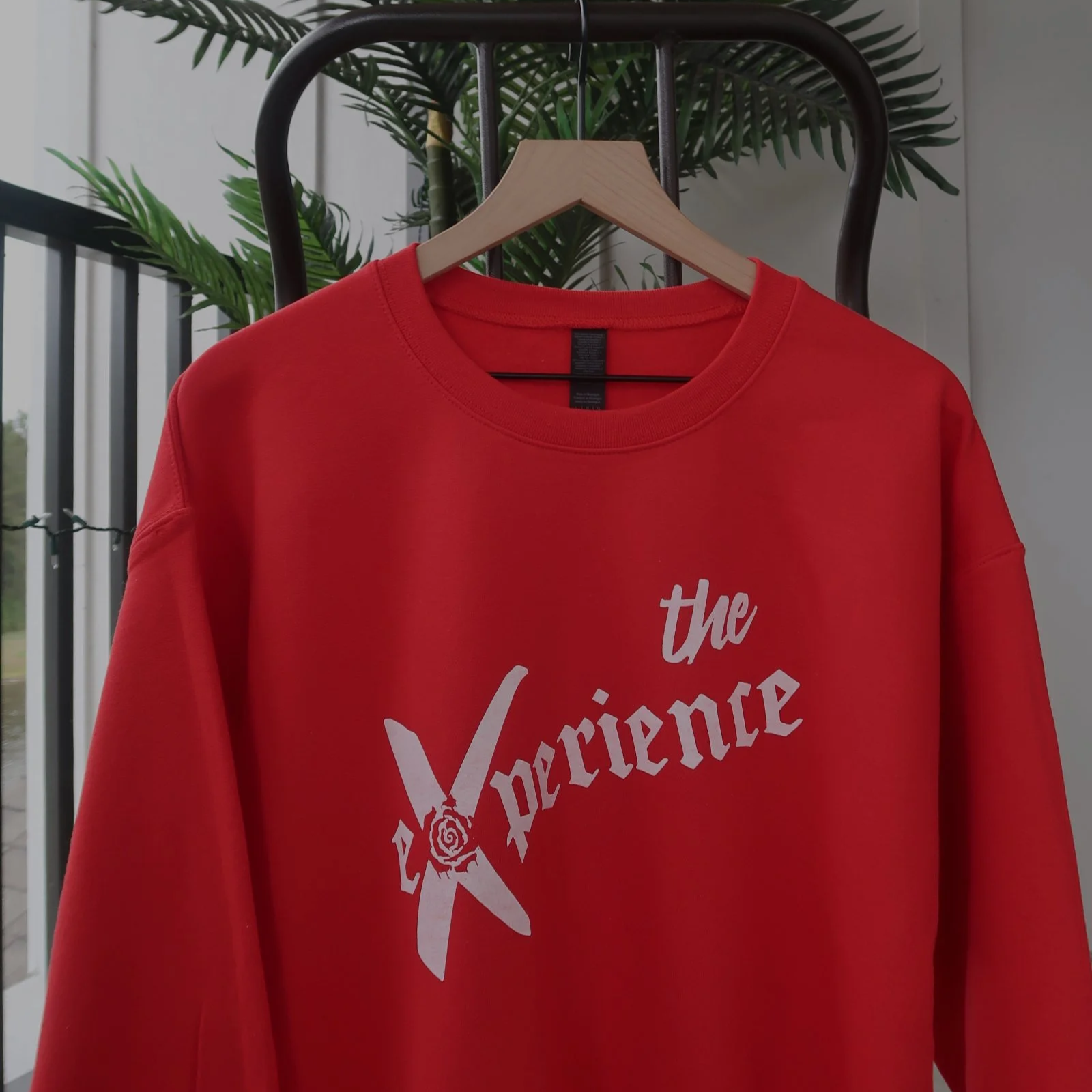 THE EXPERIENCE CREW (ROSE)