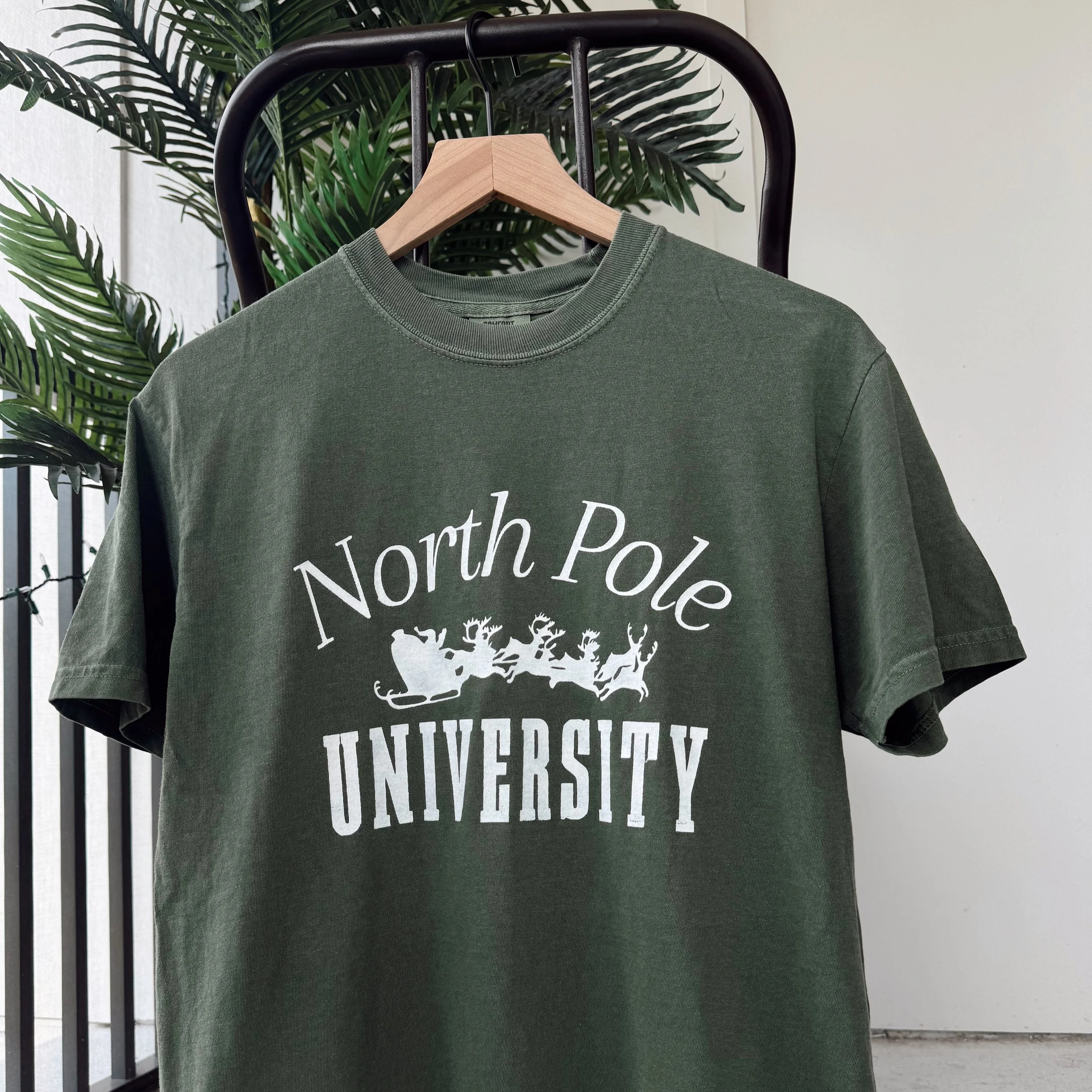 NORTH POLE TEE (PINE)