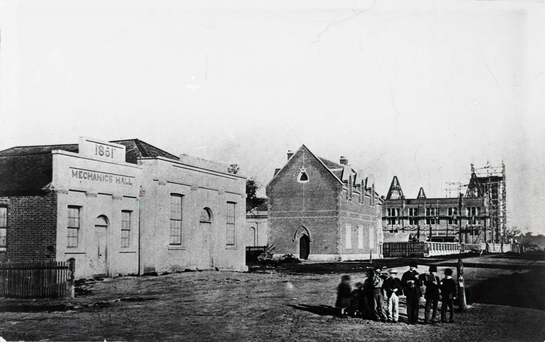 Looking west up Hay Street, Perth, with Swan River Mechanics’ Institute on left and partially completed Town Hall on right, 1868. Photo courtesy of City of Perth History Centre Collection