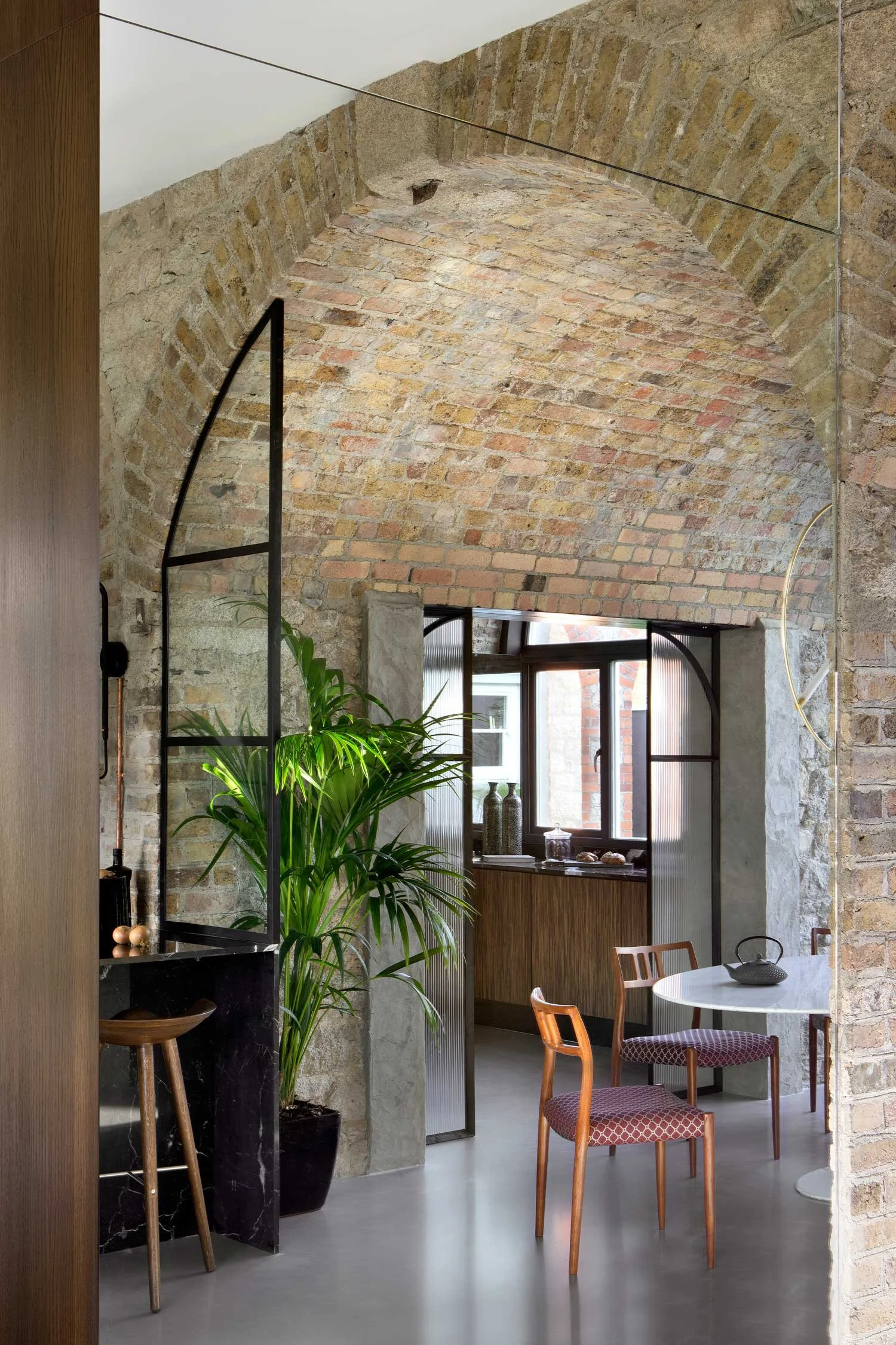 Bolton-Coach-House-Dublin-by-Kingston-Lafferty-Design-Yellowtrace-07.jpg
