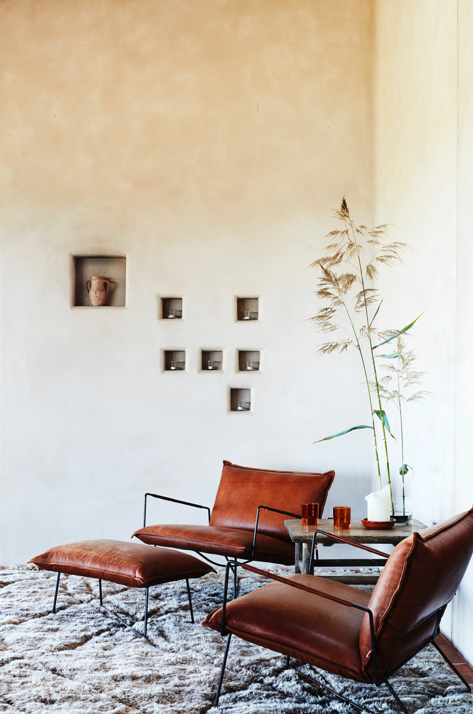 The Range reflects on Spanish architecture throughout the build, while drawing on a natural Australian colour palette. Photo - Alicia Taylor Photography.