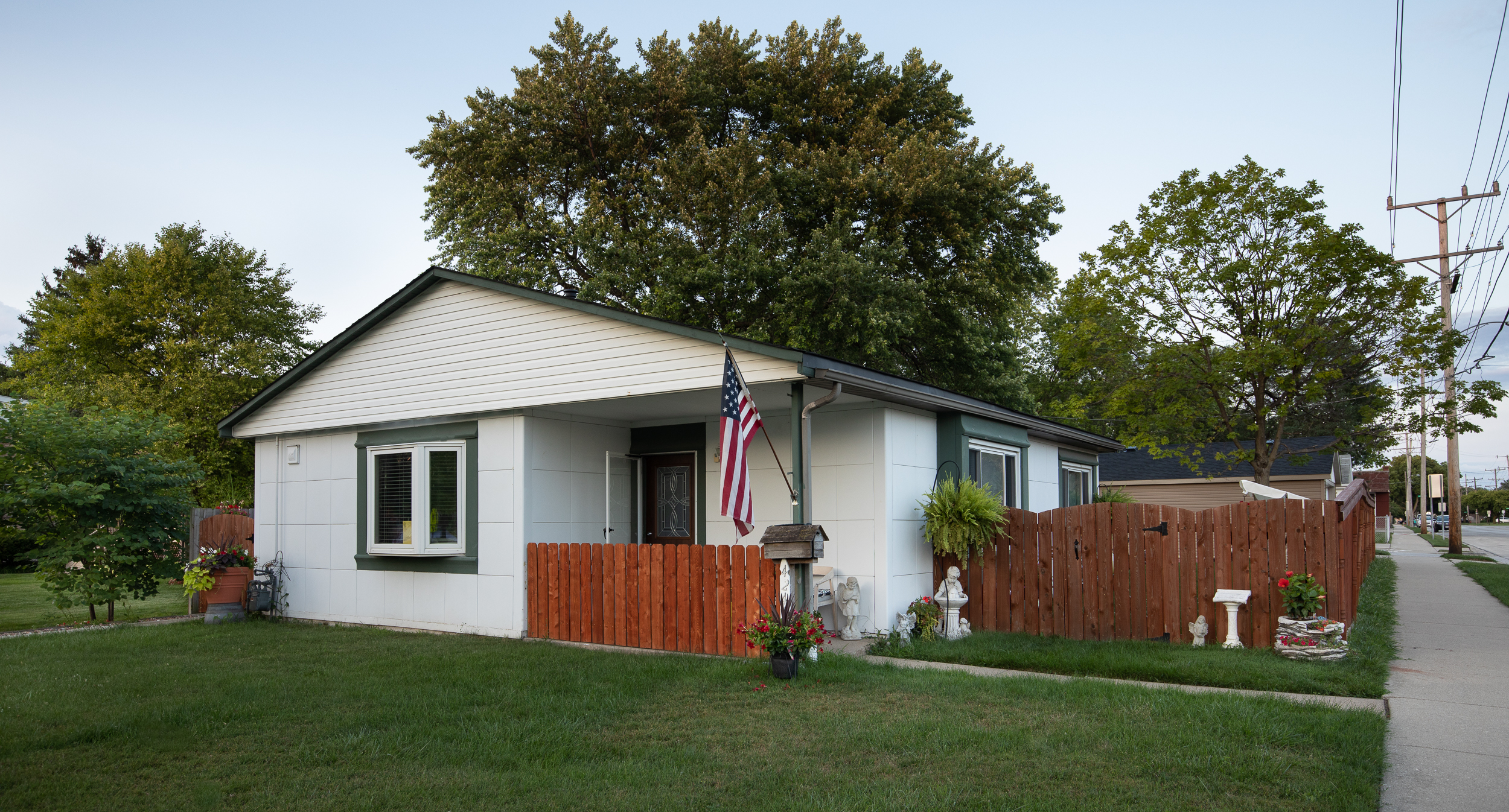 4245 Forest Ave.