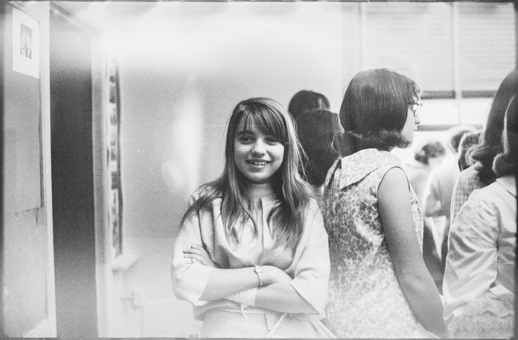 One of two images of this girl. Image #16