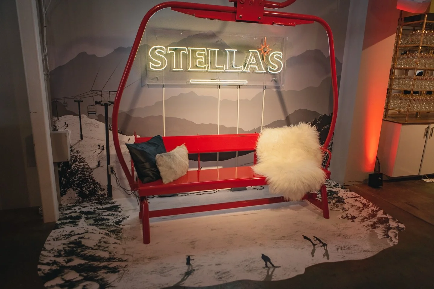 Experiential Marketing Events: Producing Brand Activations, Pop-Ups, and Product Launches