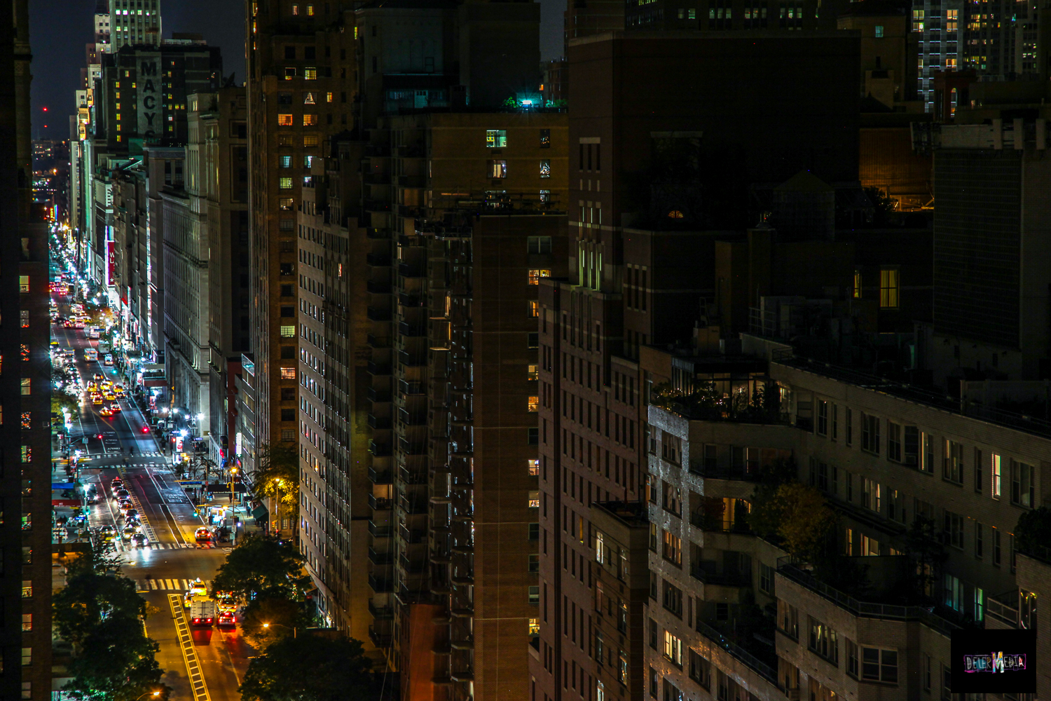 NYCAVE.STREET.jpg