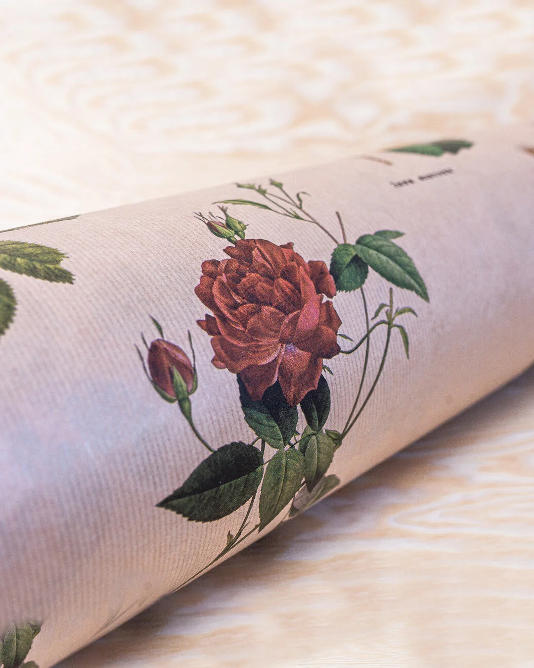 blompapper_rosor_03.jpg