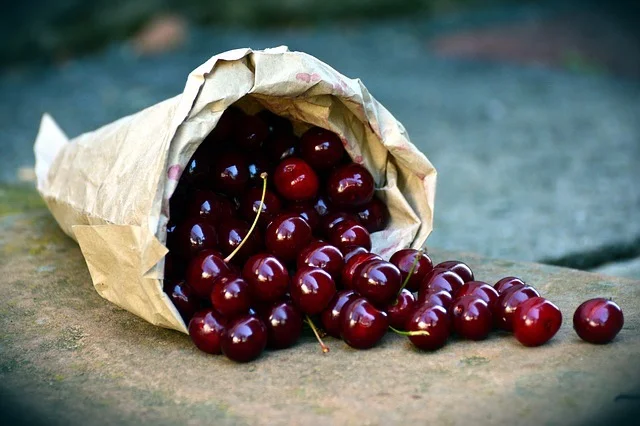 cherries-3522365_640.jpg