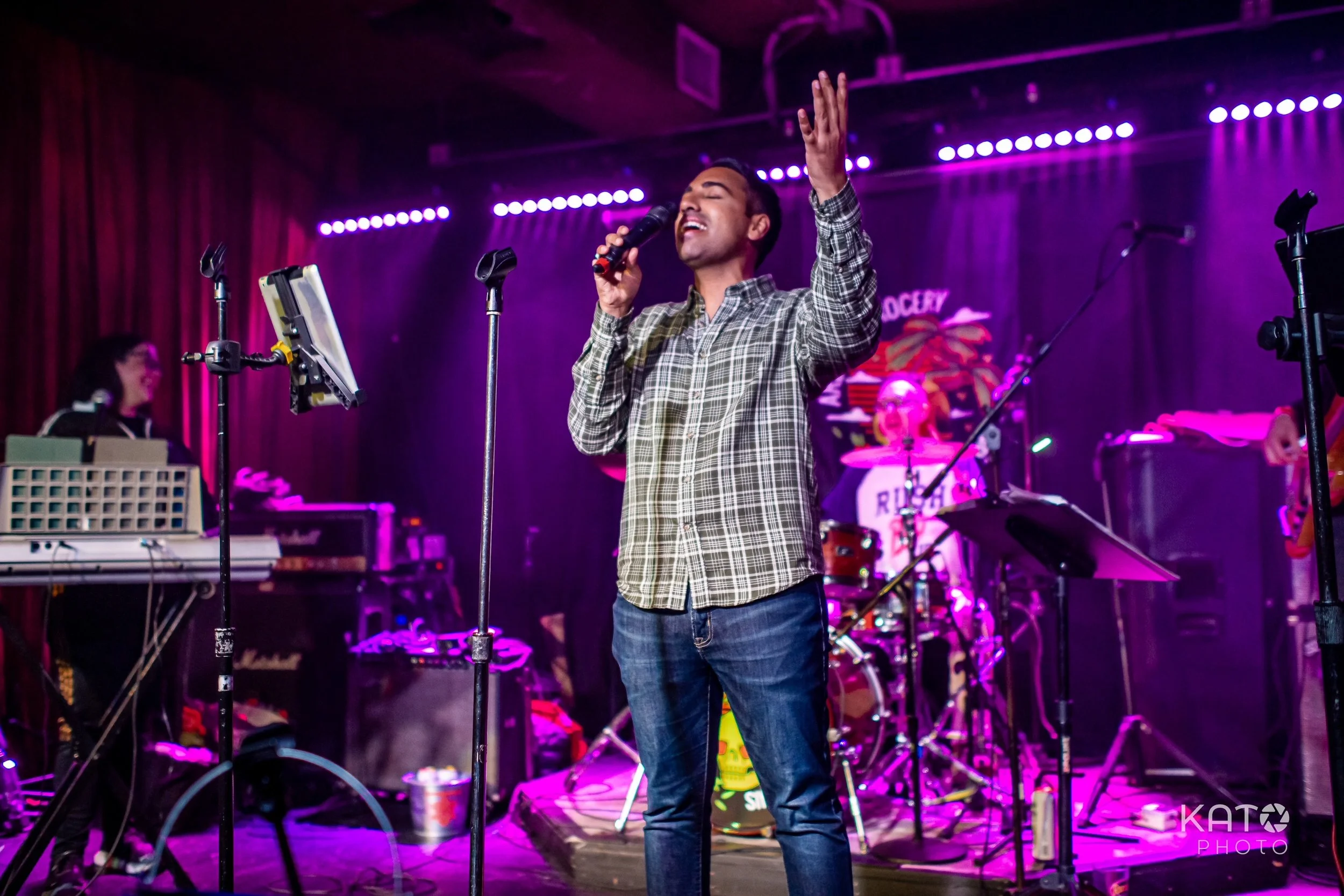 Live band karaoke performance in New York City featuring Nakatomi5