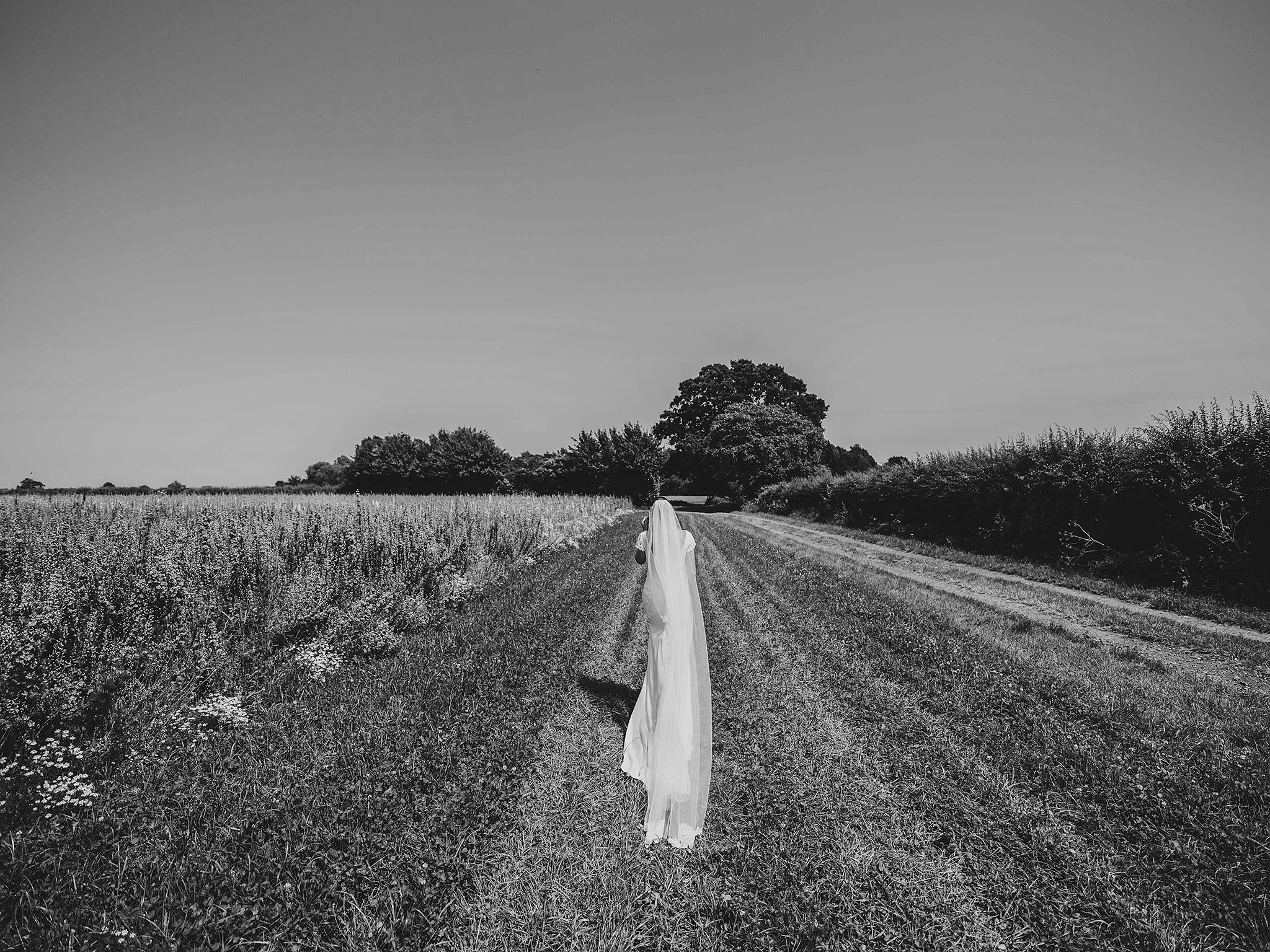alecandanniemonochrome-415.jpg