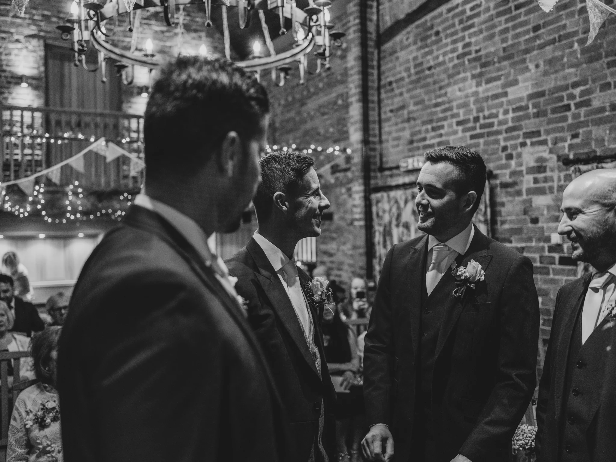 LouiseandGregmonochrome-355.jpg