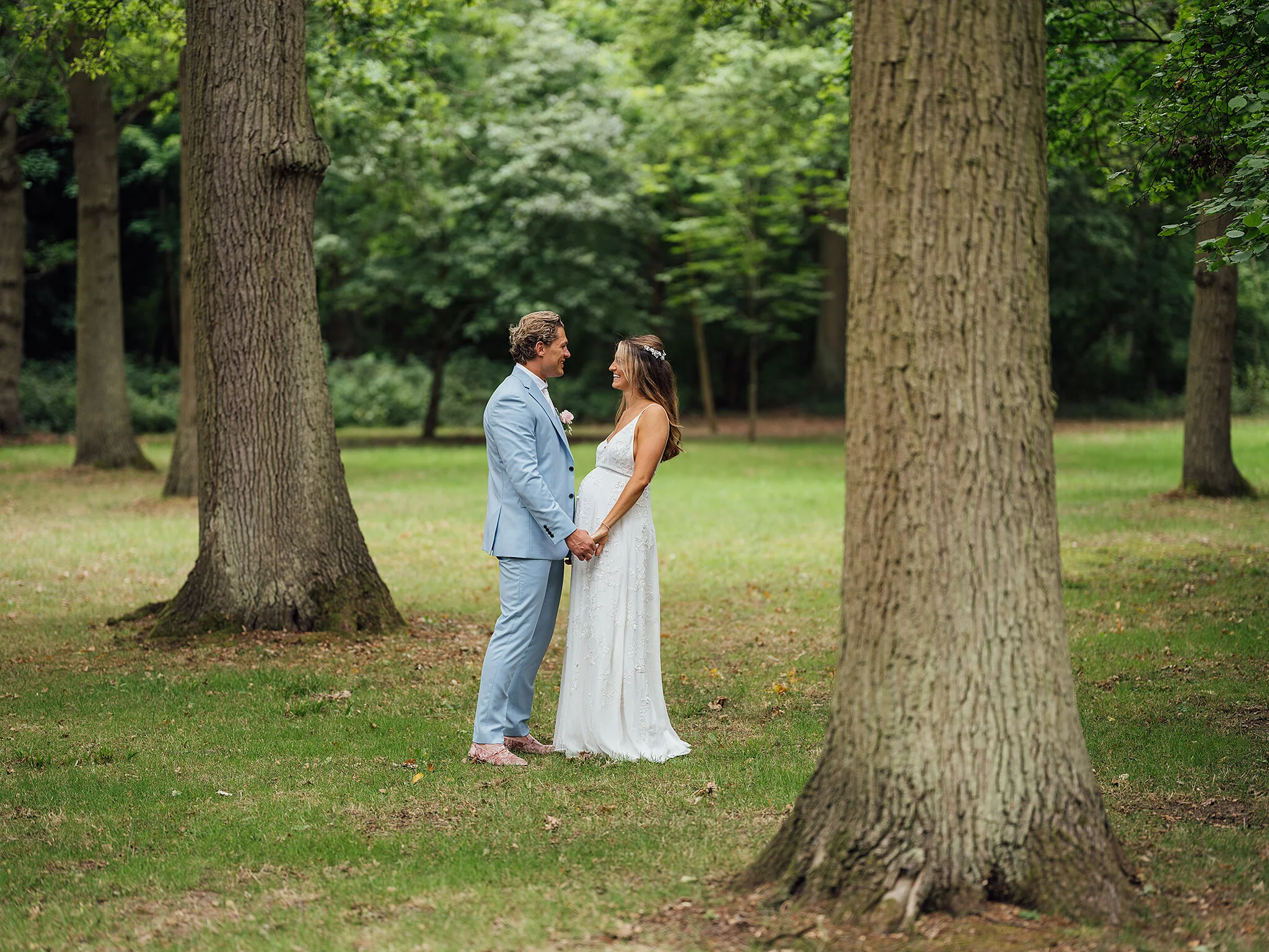 Adam and Laura Colour (208 of 295).jpg
