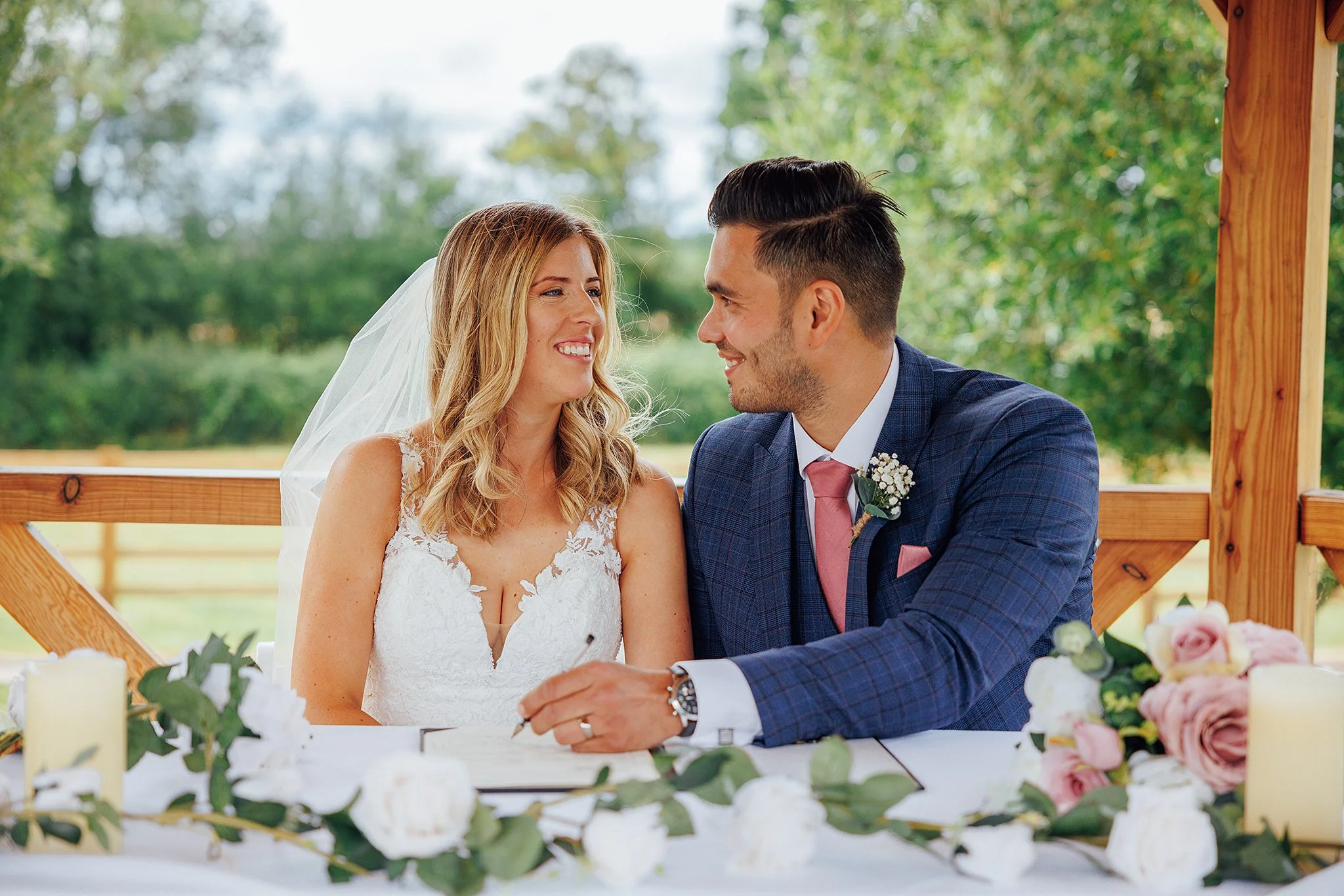 Louise and Dan colour-121.jpg