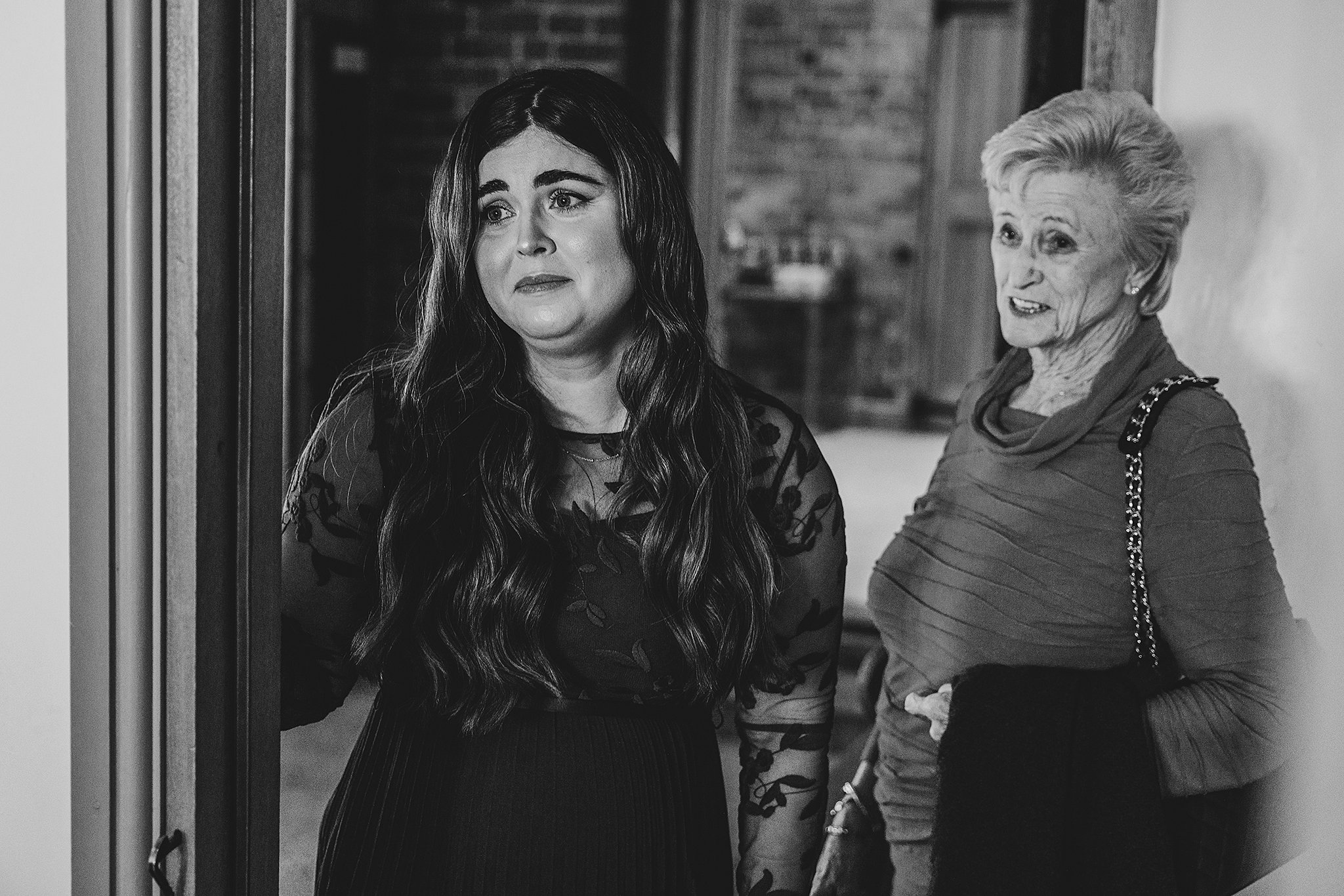 Abbie and Chris monochrome-228.jpg