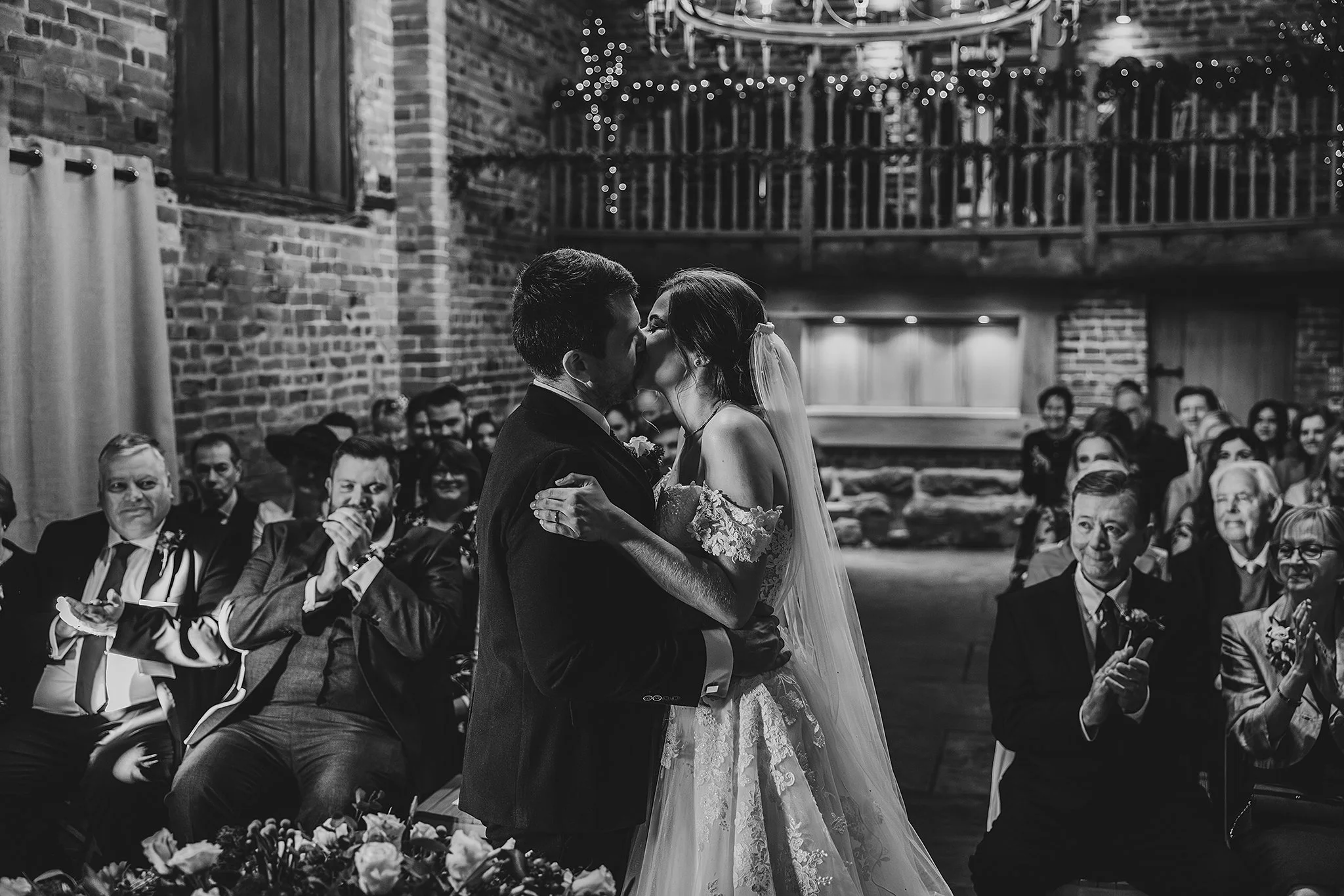 Abbie and Chris monochrome-296.jpg