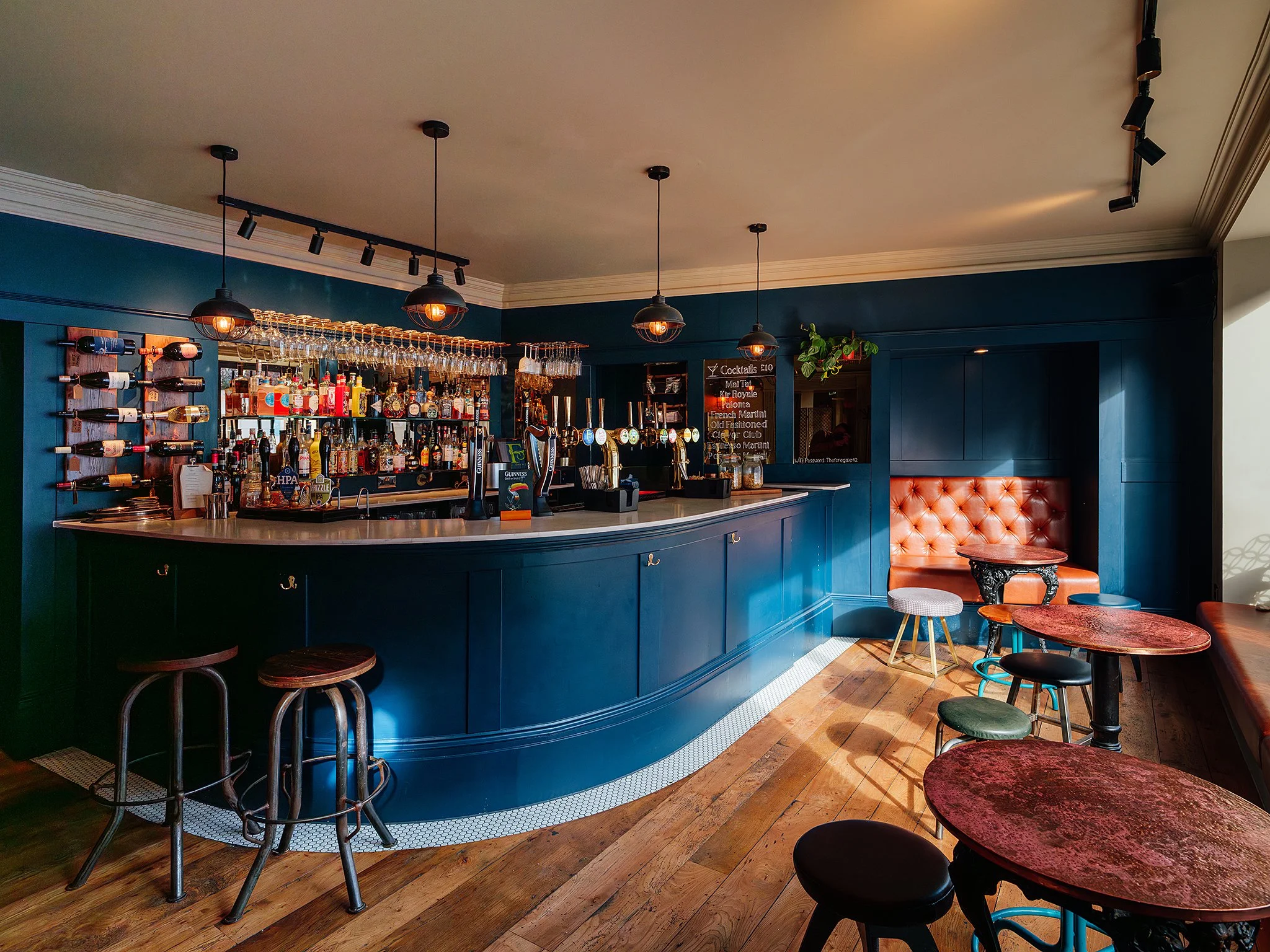 large foregate pub (6 of 104).jpg