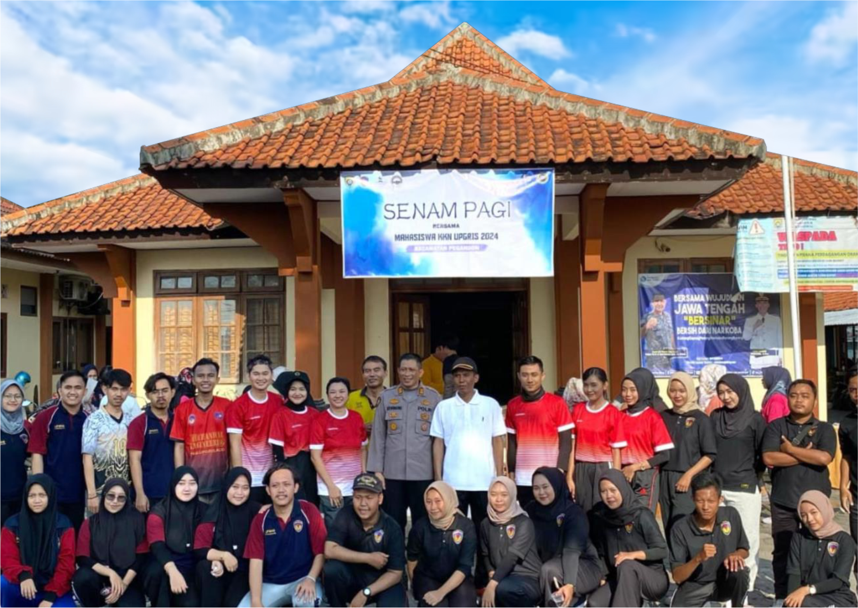 SENAM BERSAMA TEAM KKN MAHASISWA UPGRIS  &amp; KECAMATAN PEGANDON