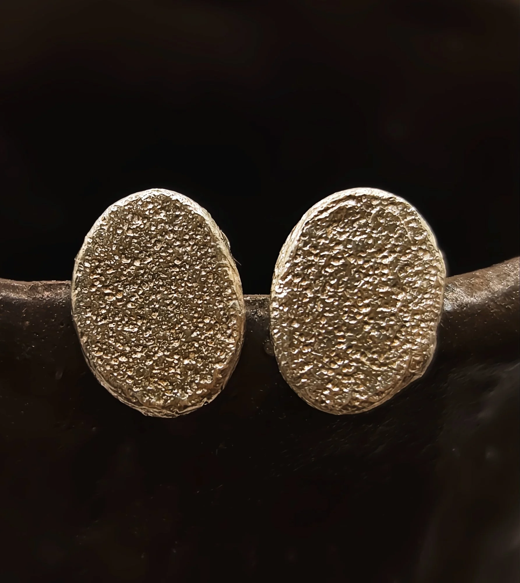 sandcastovalstuds10.jpg