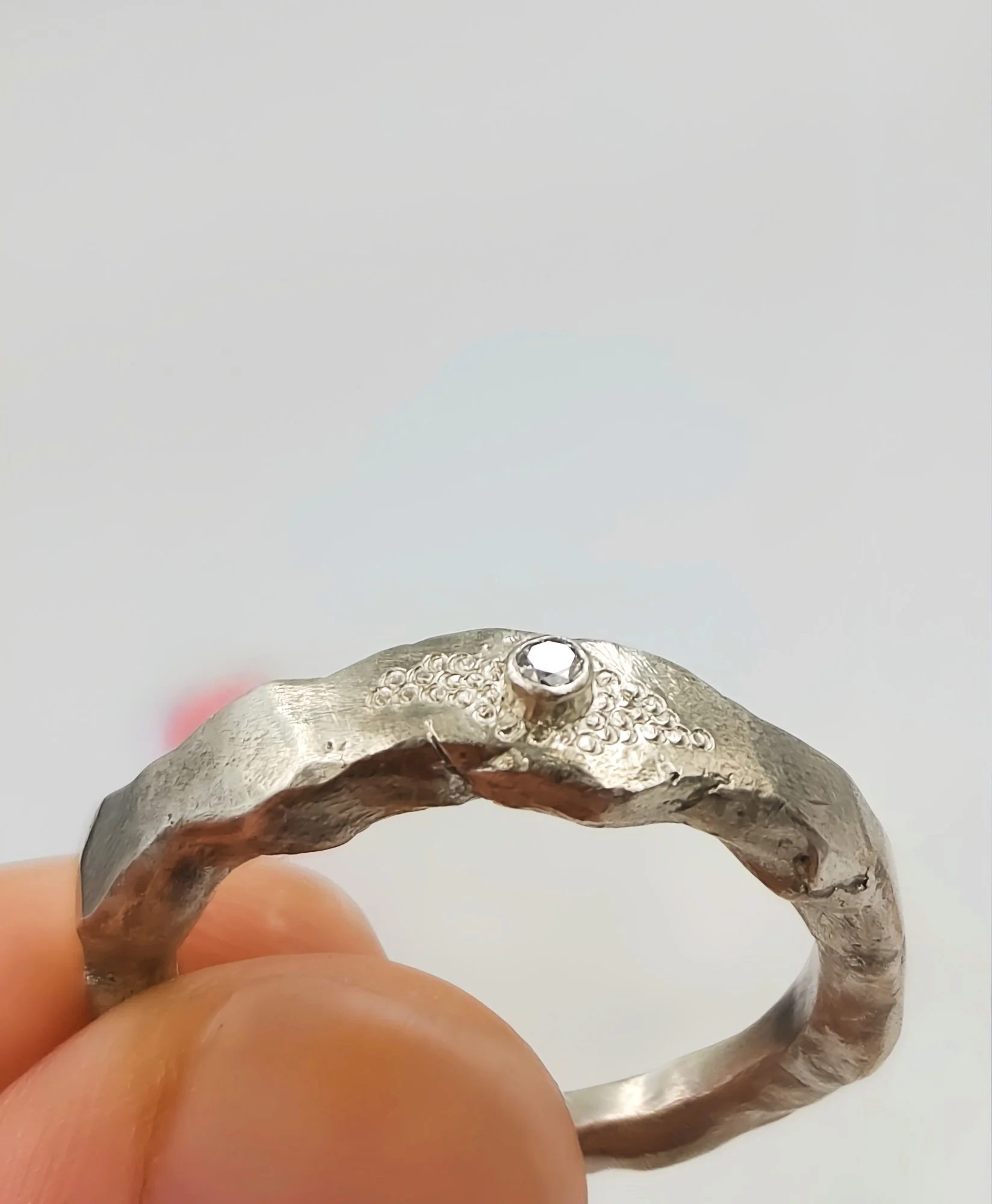 moltenlabdiamondring8.jpg