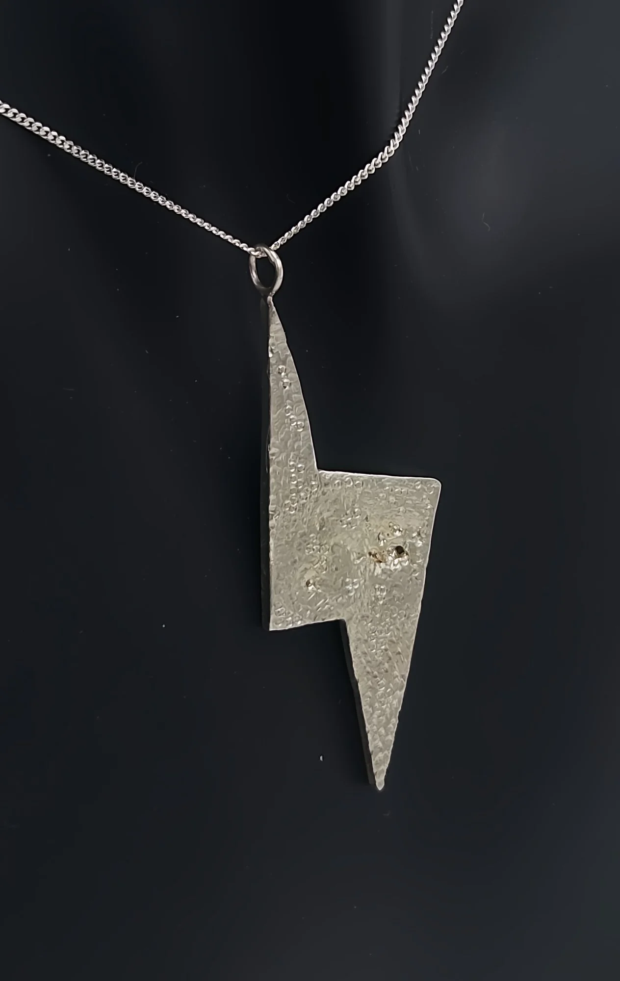 lightningboltpendant2.jpg