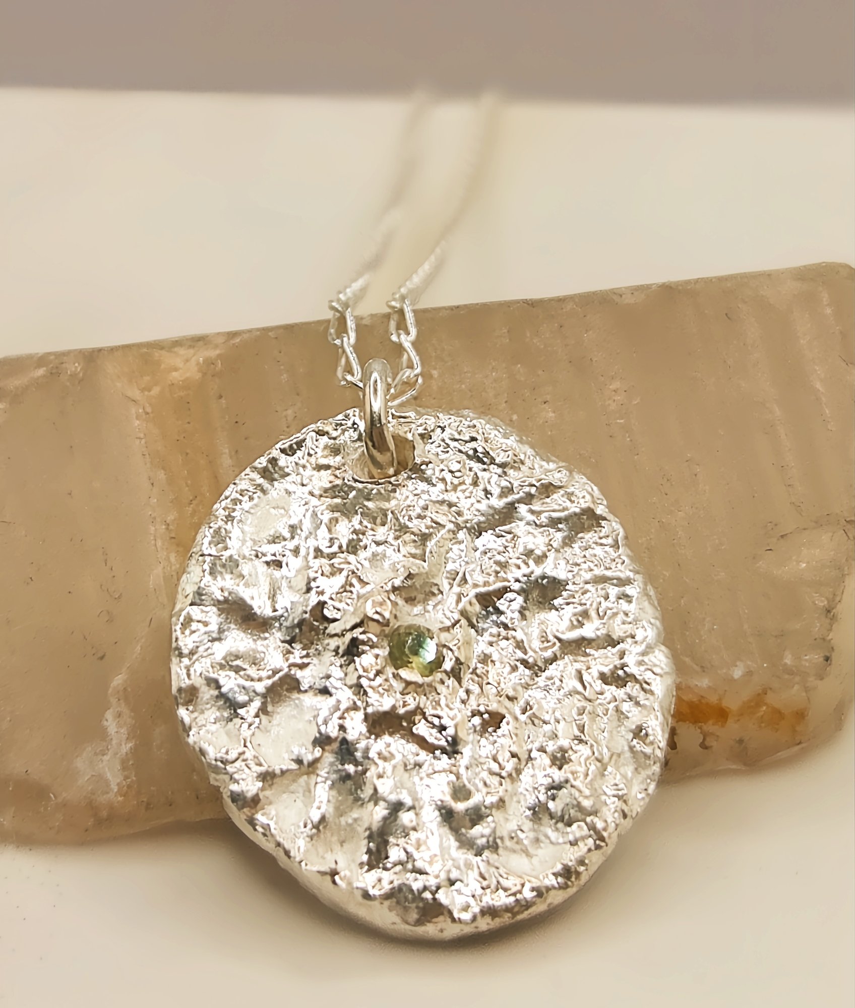 greensapphirependant4.jpg