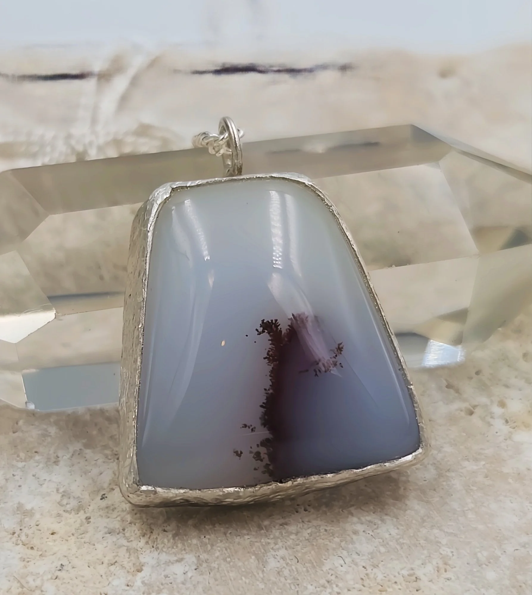 chalcedonypendant3.jpg