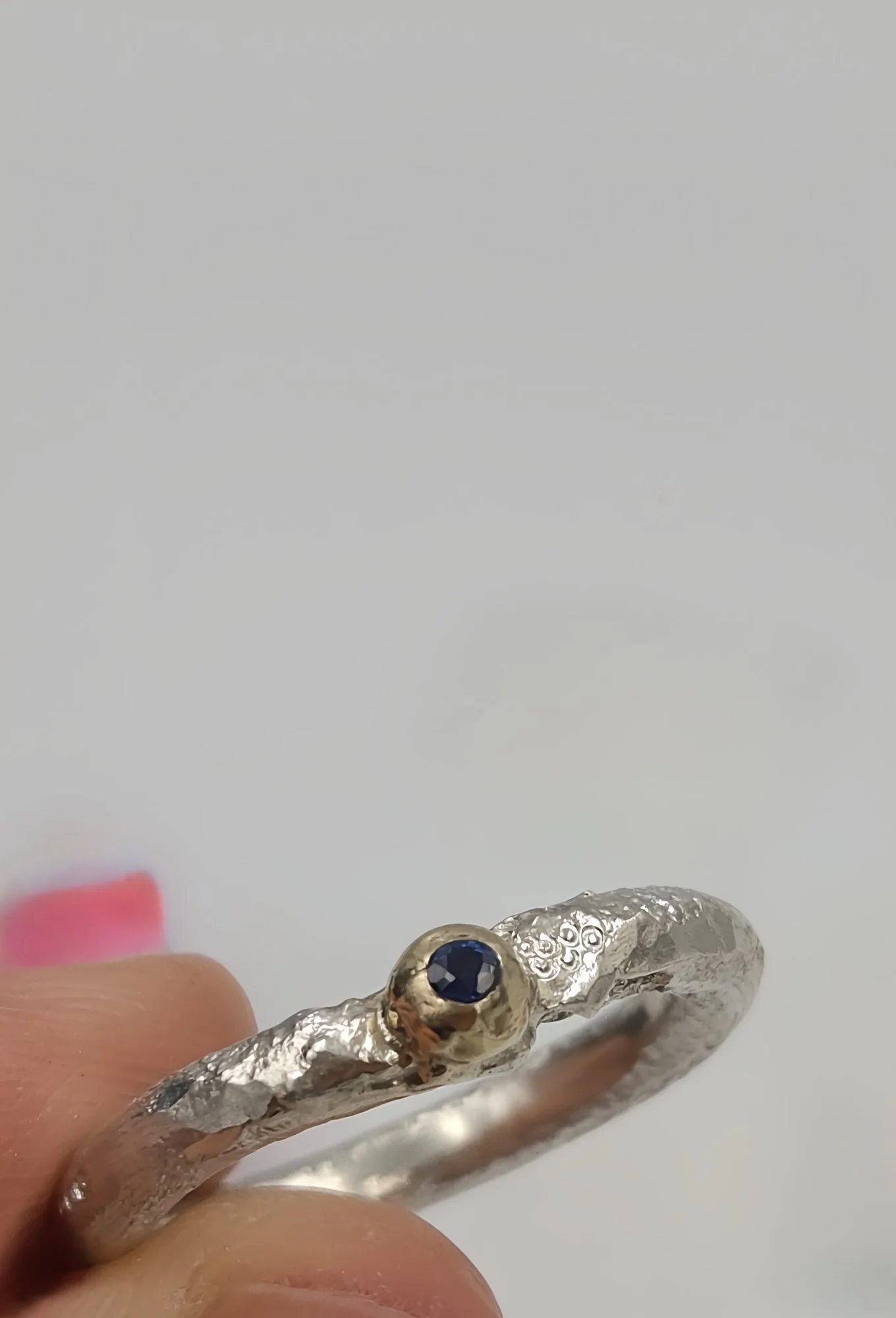 silvergoldsapphirering11.jpg
