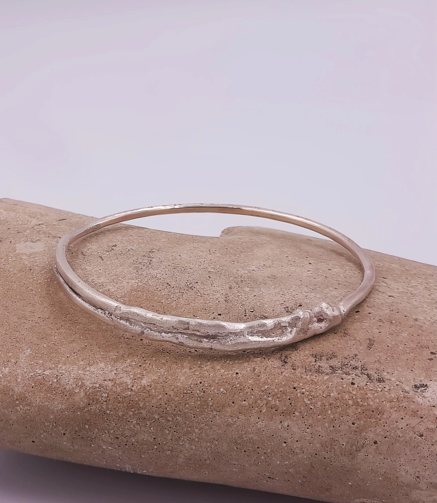 moltensilverbangle10.jpg