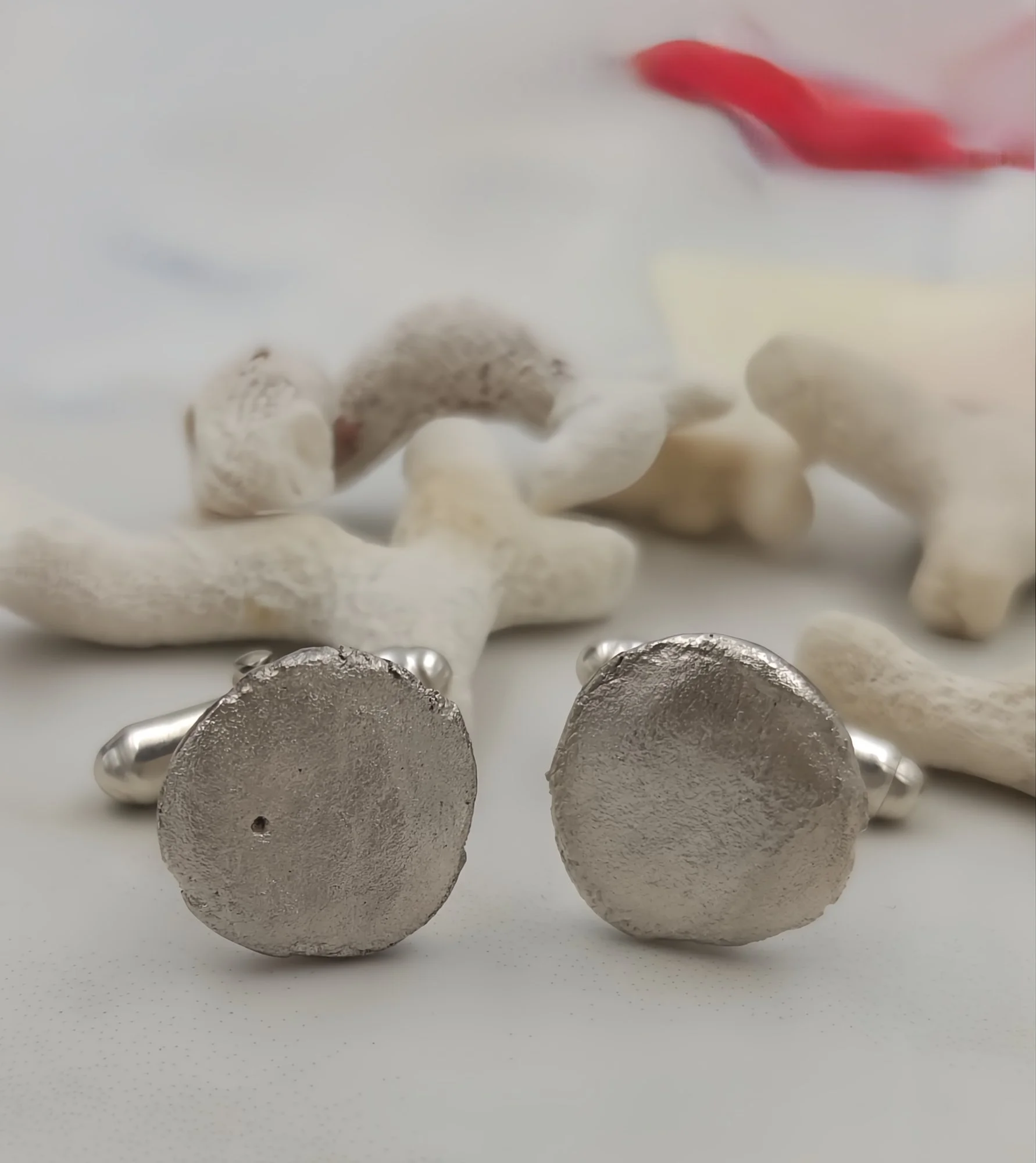 moltensilvercufflinks7.jpg