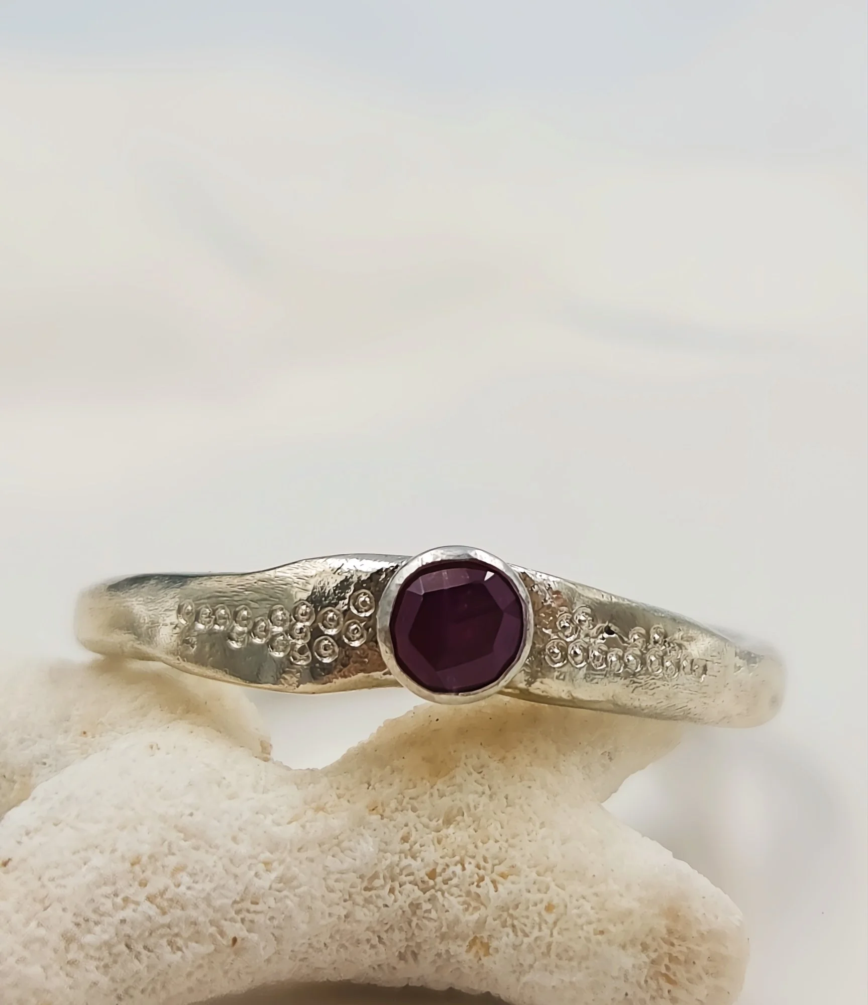 rosecutrubyring.jpg