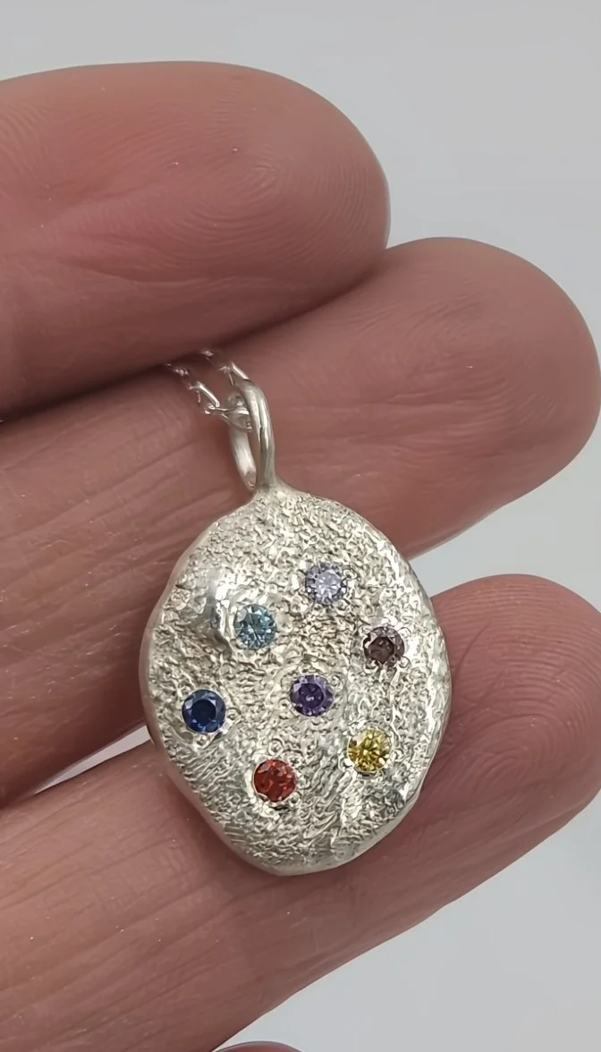 multicolourpendant10.jpg
