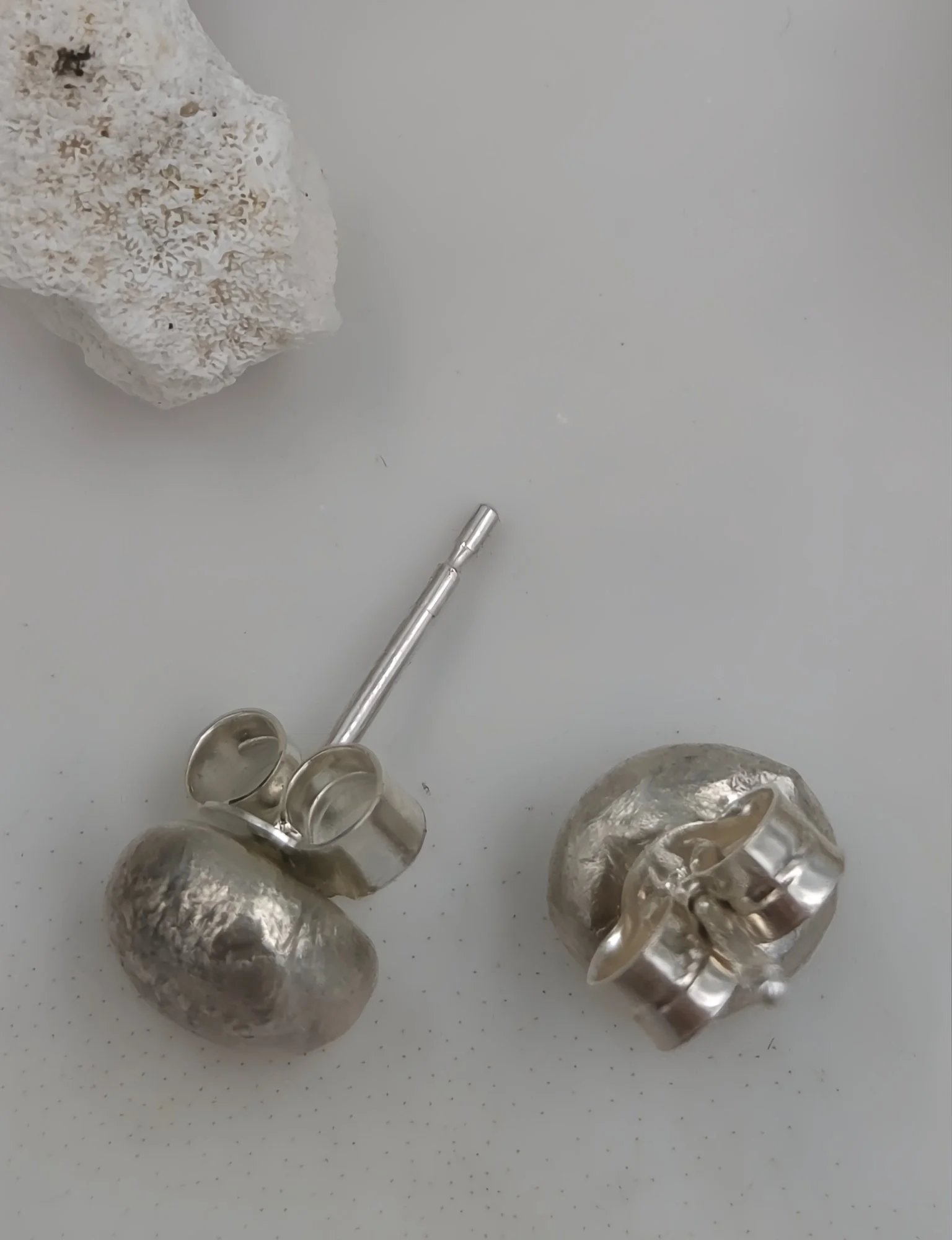 moltensilverstuds11.jpg