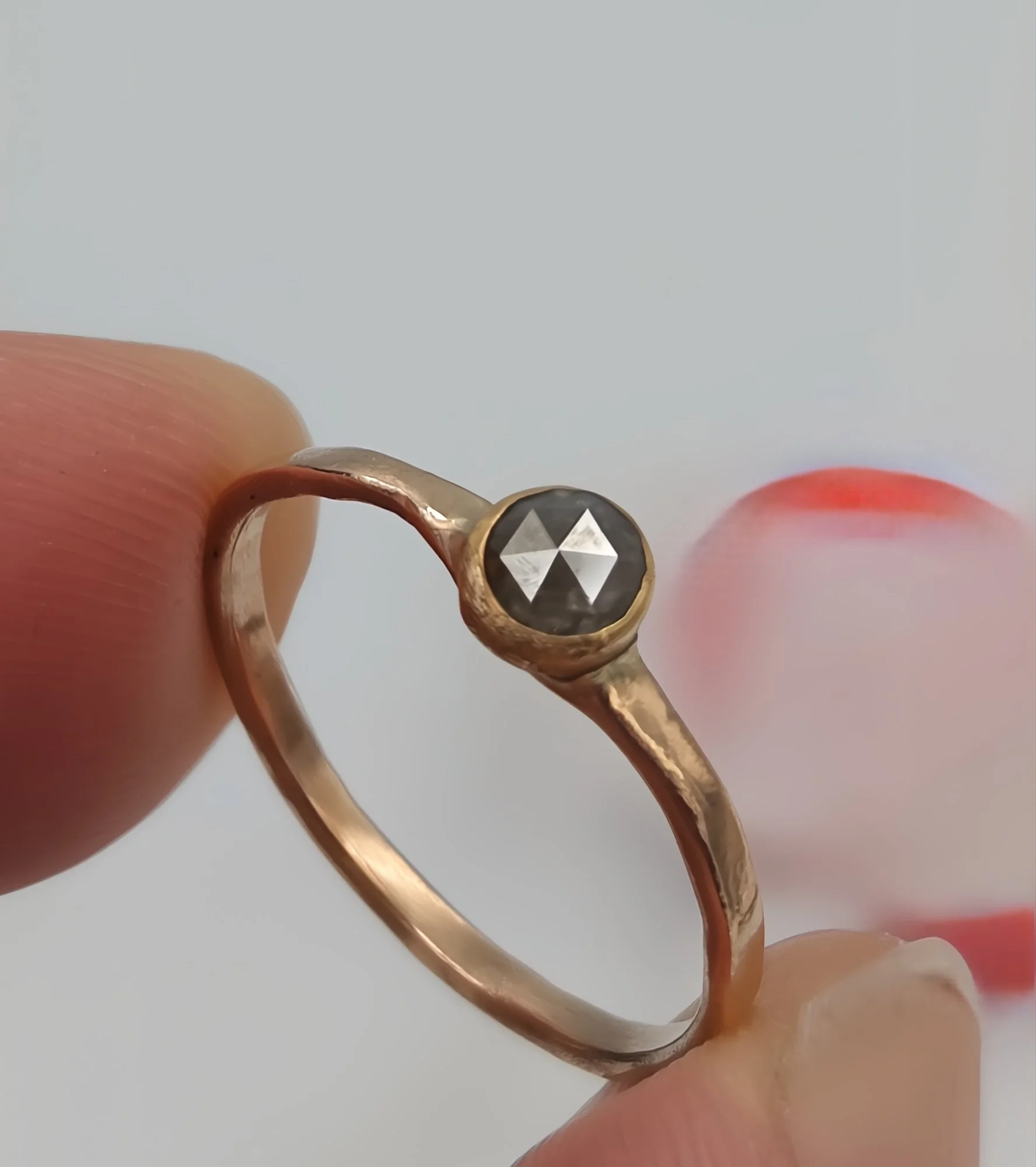 rosegoldgreydiamondring16.jpg
