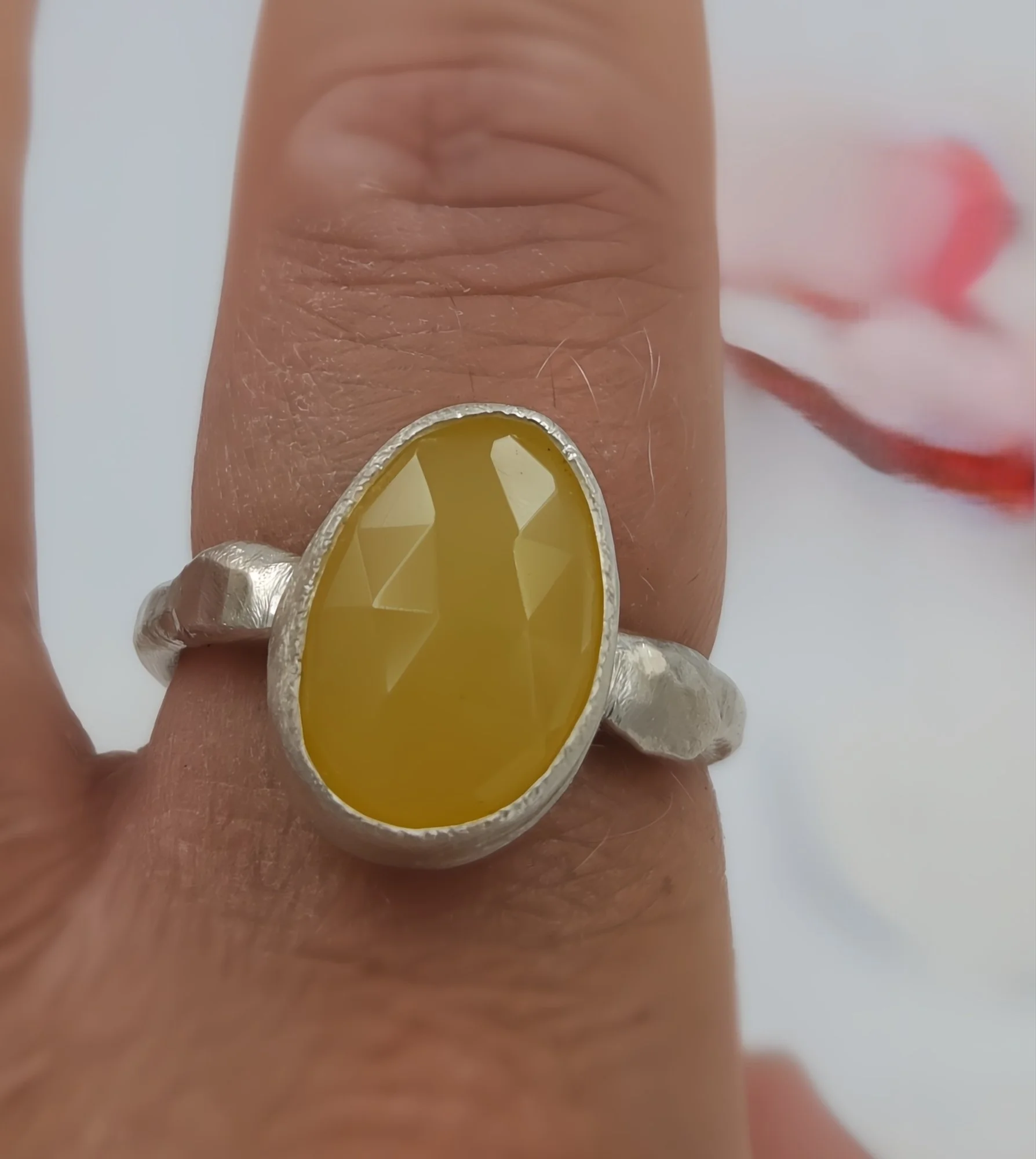 yellowopalring6.jpg