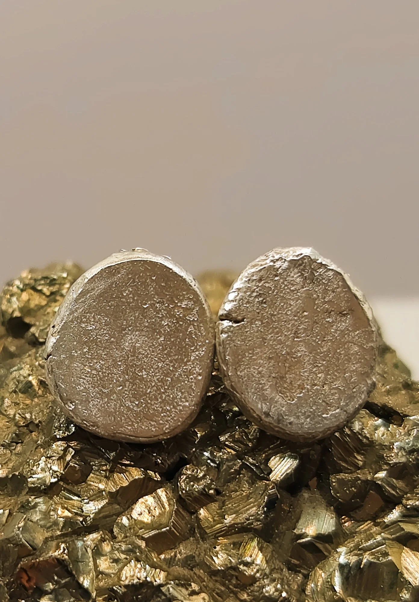moltenstudearrings8.jpg