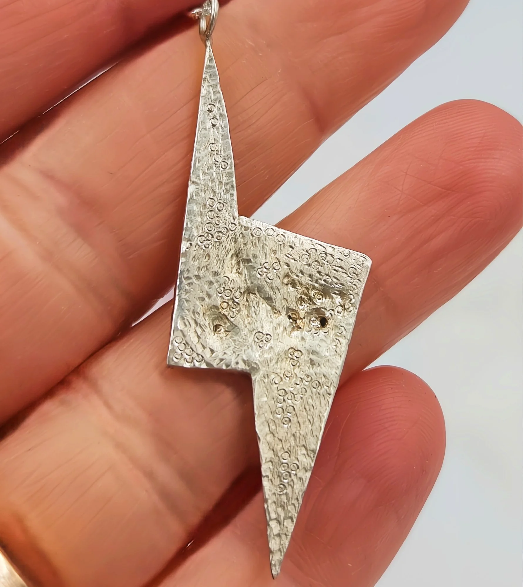 lightningboltpendant3.jpg