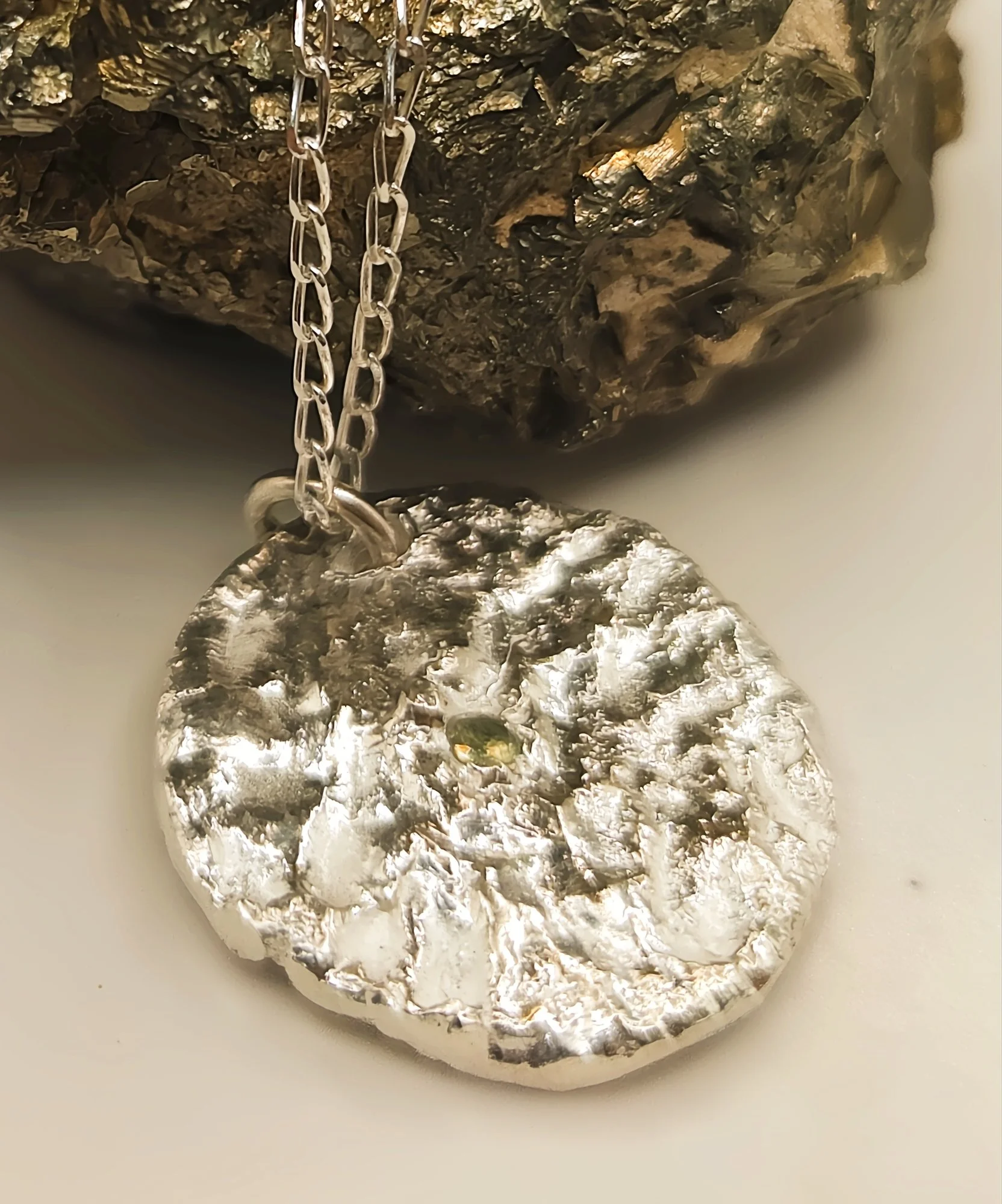 greensapphirependant7.jpg