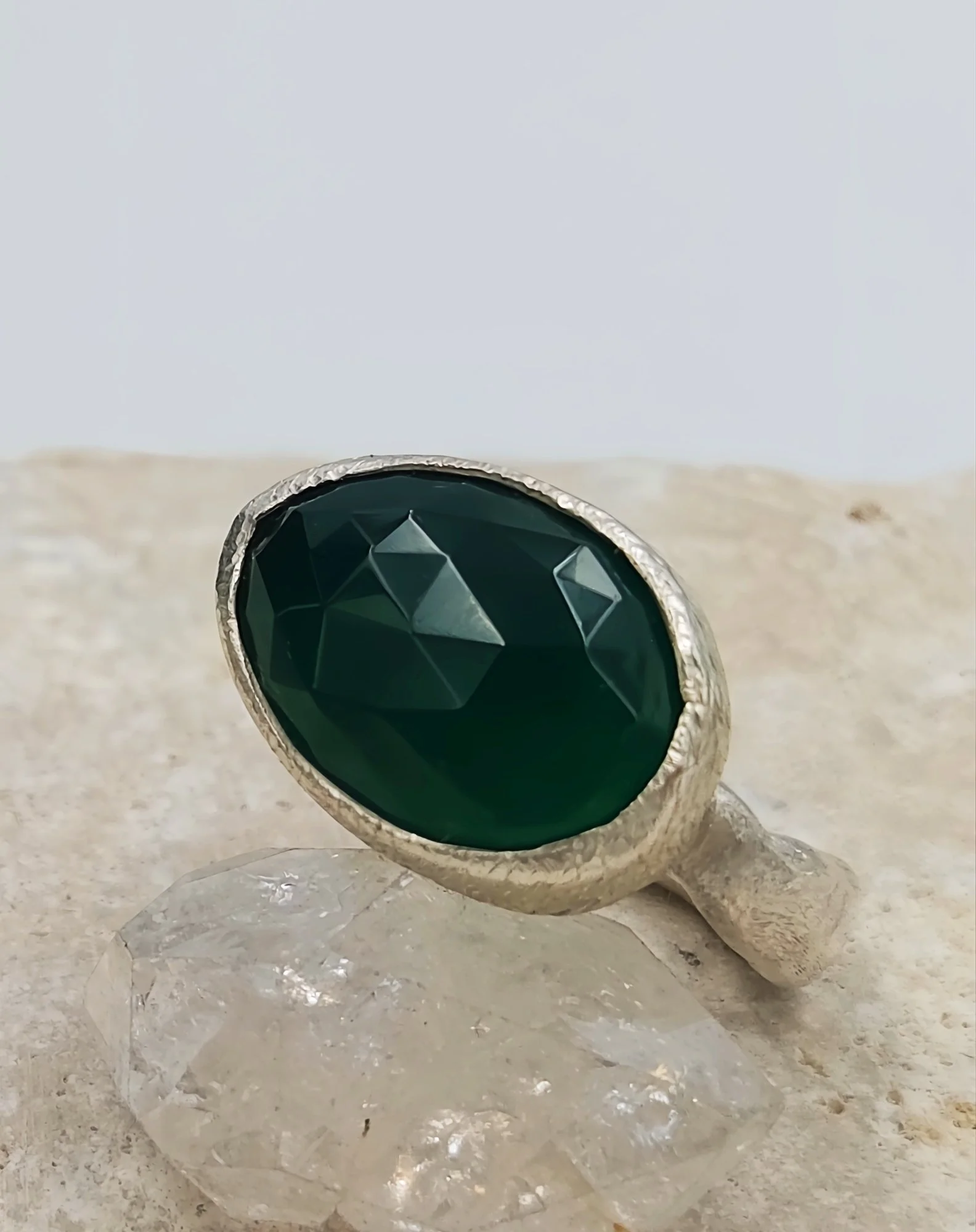 greenonyxring18.jpg