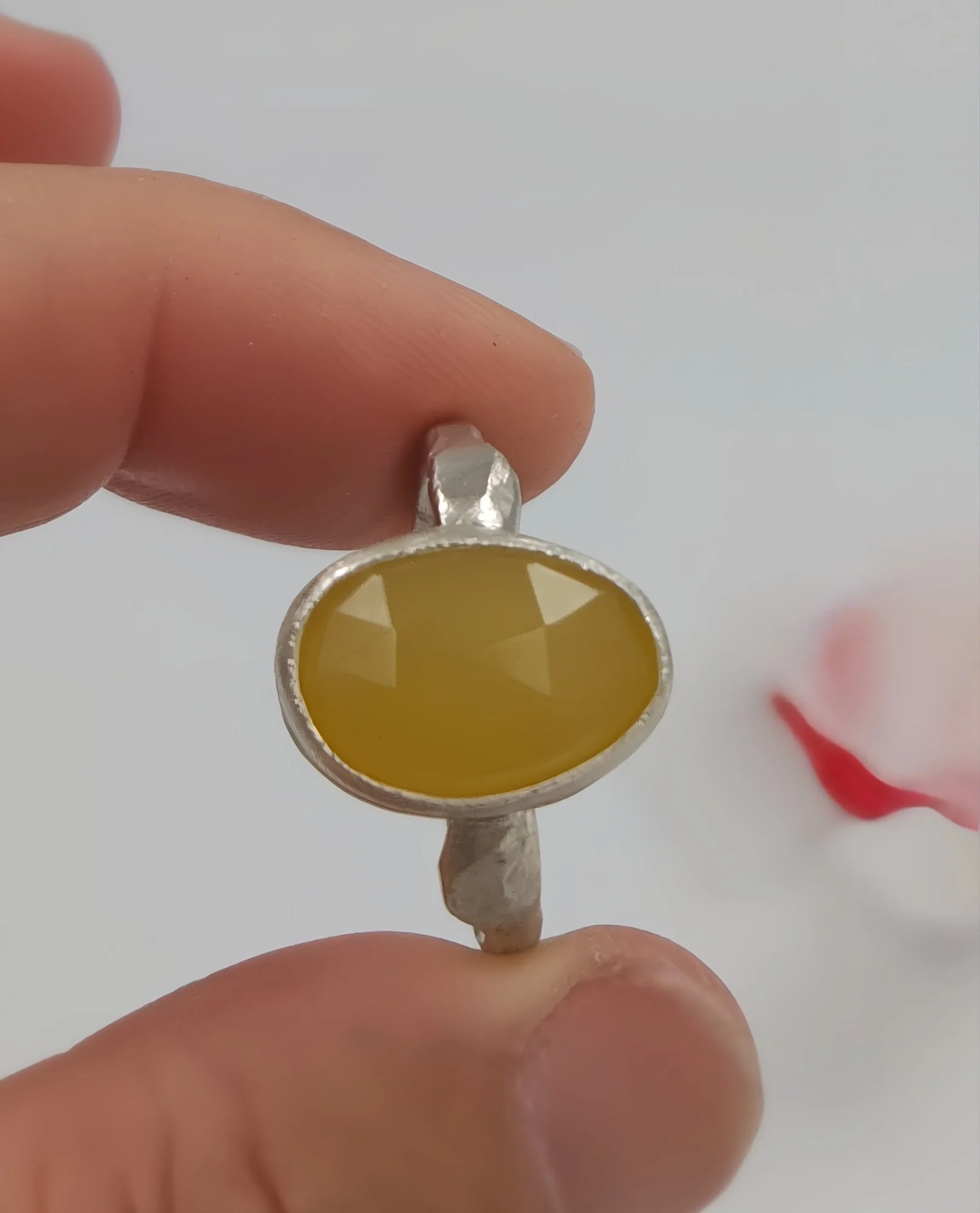 yellowopalring4.jpg